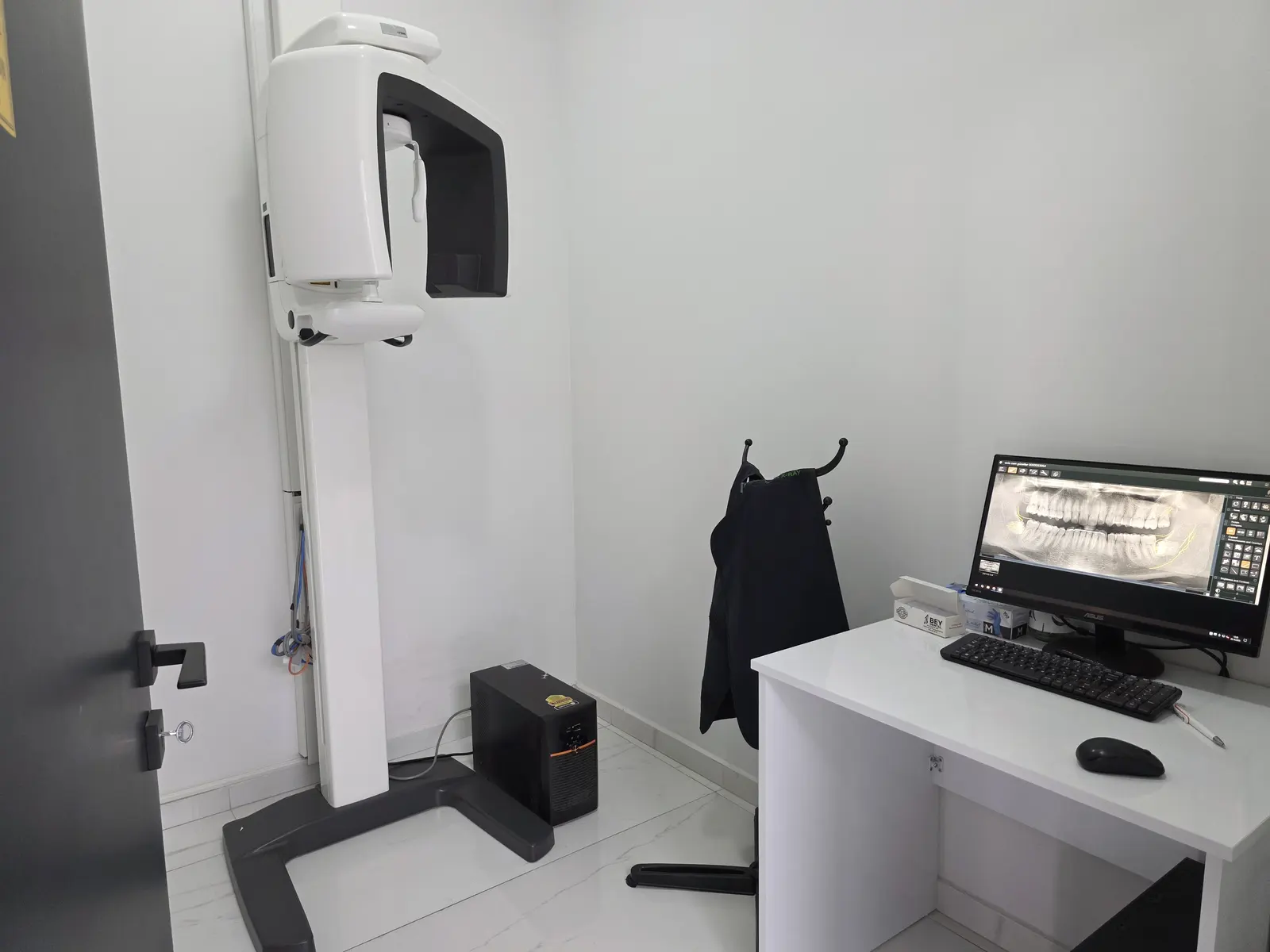 Clinic-provided photograph of Motif Dental Clinic