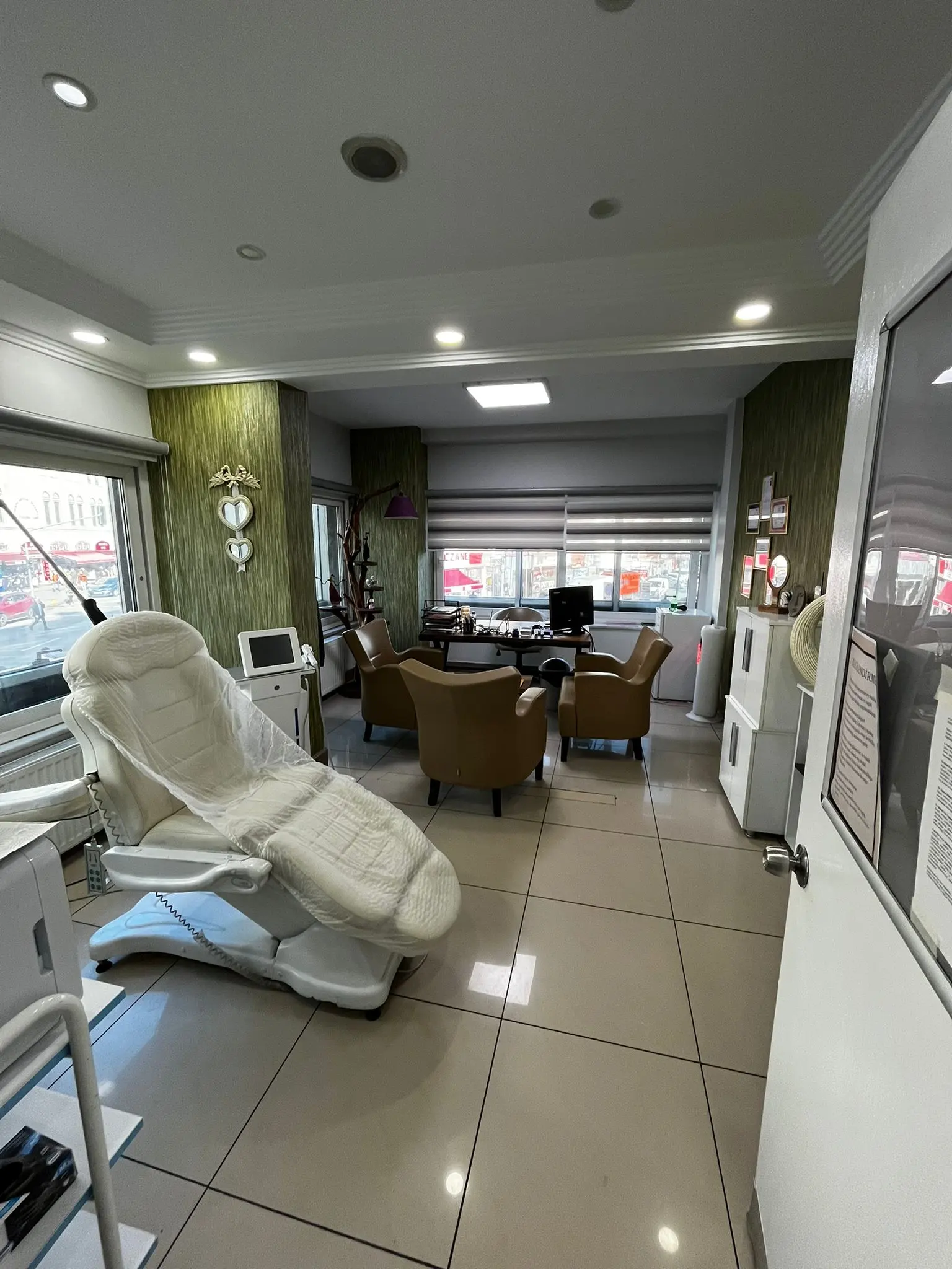 Von der Klinik bereitgestelltes Foto von Dr. Taner Berktaş