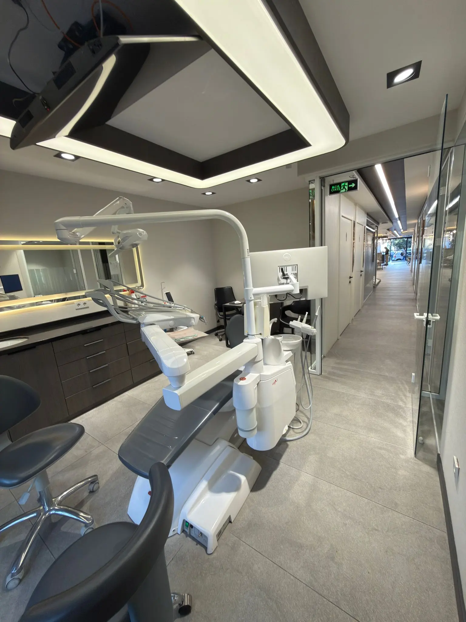 Clinic-provided photograph of Dentblue Dental Clinic