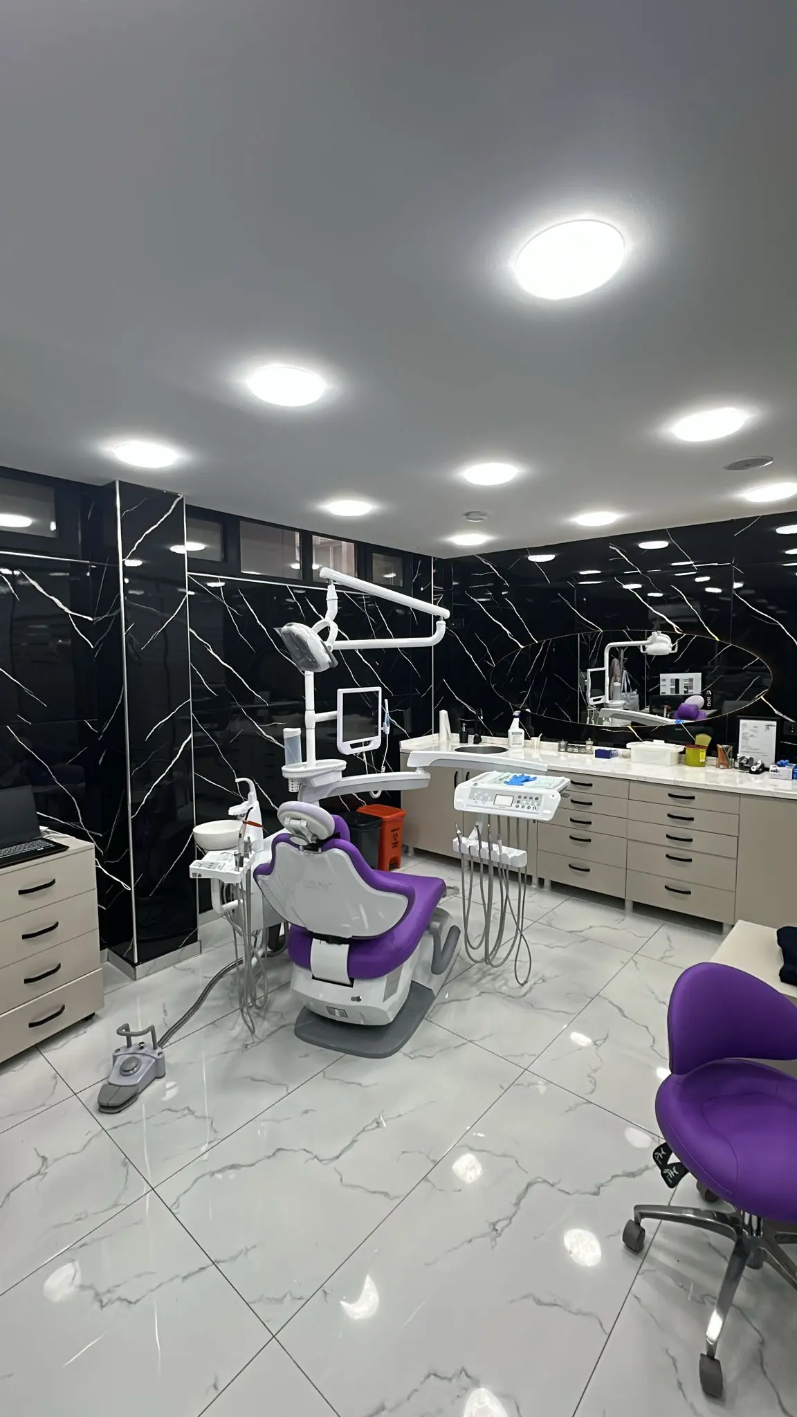 Von der Klinik bereitgestelltes Foto von Üsküplü Dental Clinic Bayrampaşa