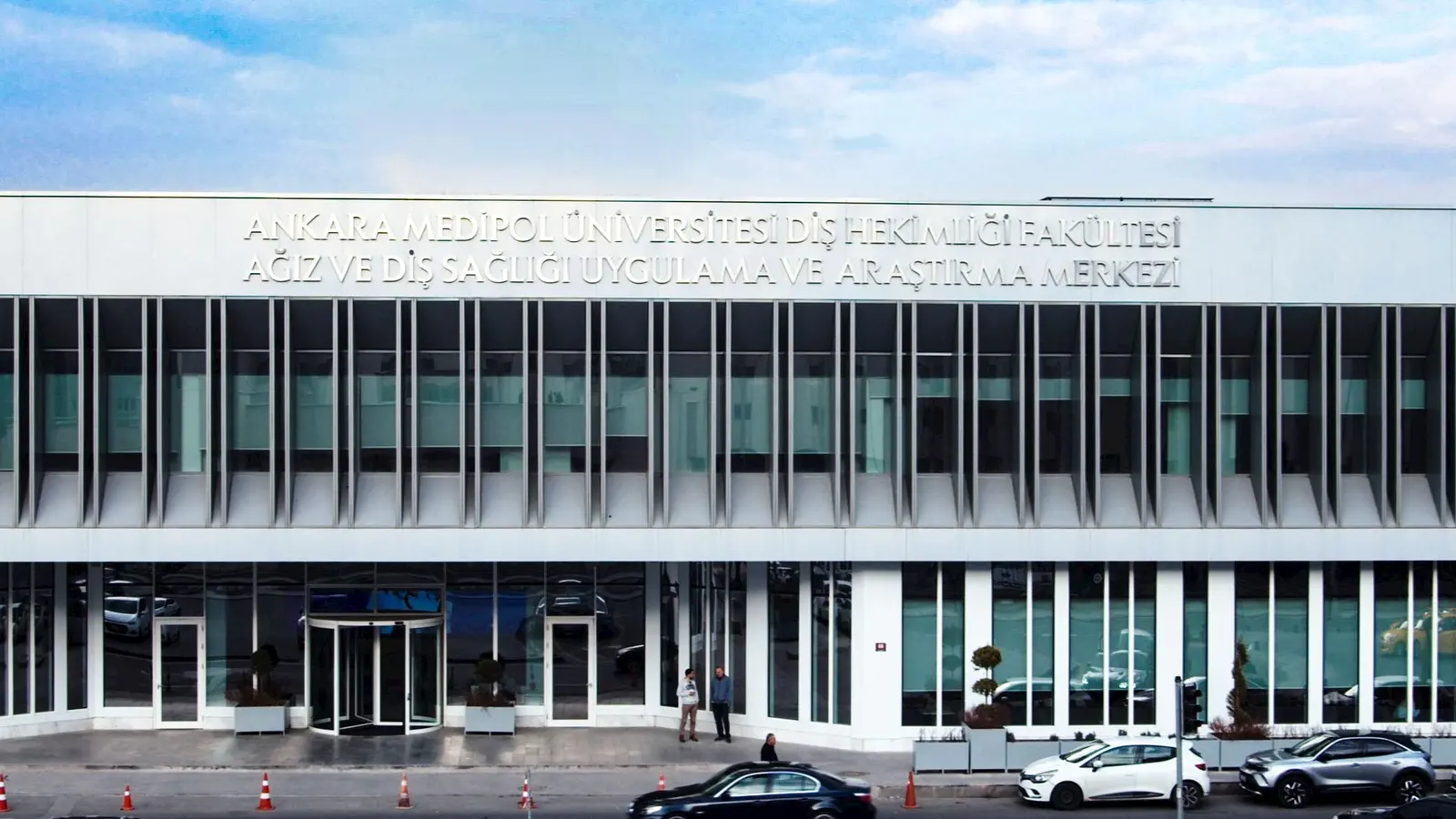 Von der Klinik bereitgestelltes Foto von Medipol Zahnklinik