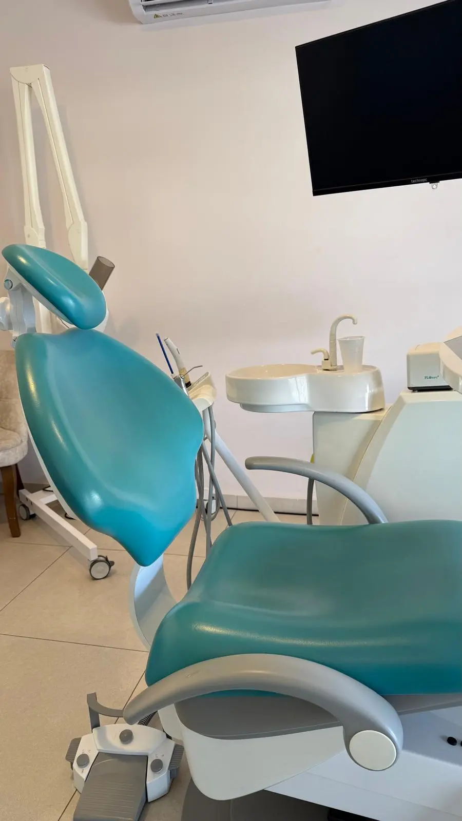 Clinic-provided photograph of Dr Evrim Bulucu