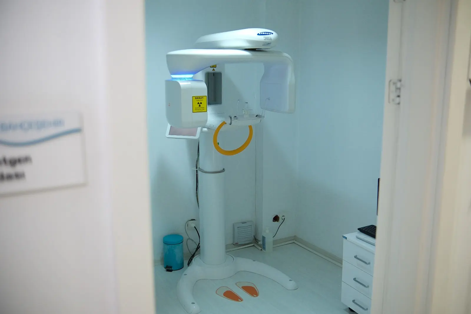 Clinic-provided photograph of Dent Bahçeşehir
