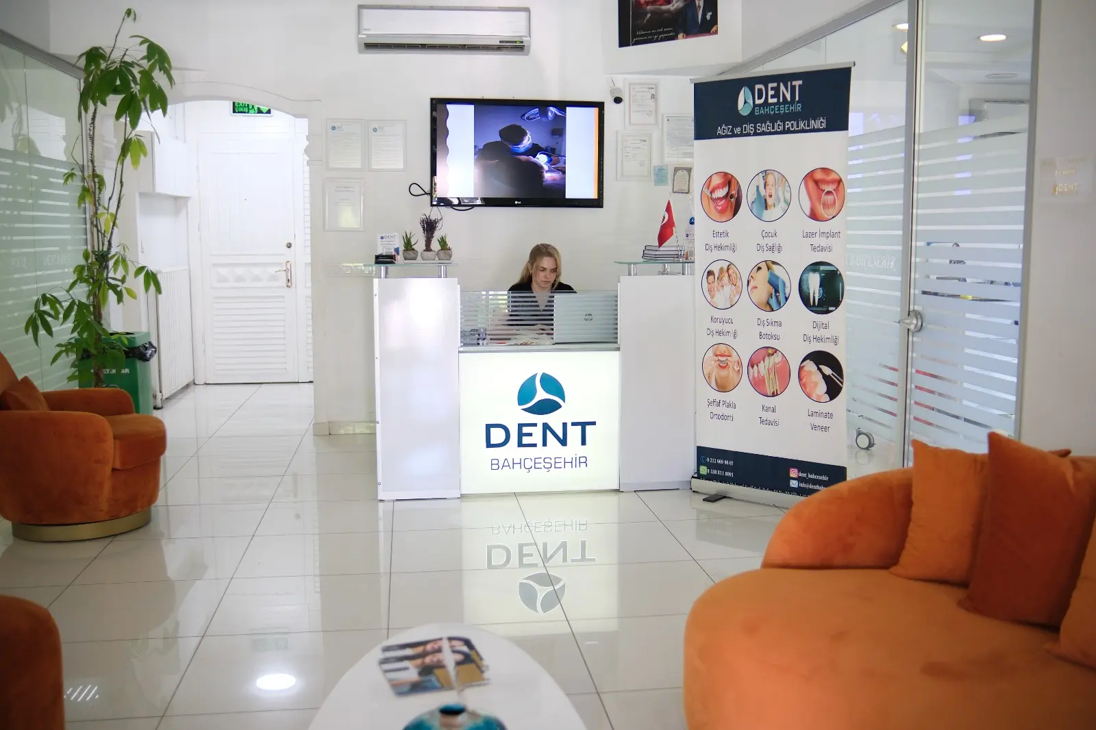 Clinic-provided photograph of Dent Bahçeşehir