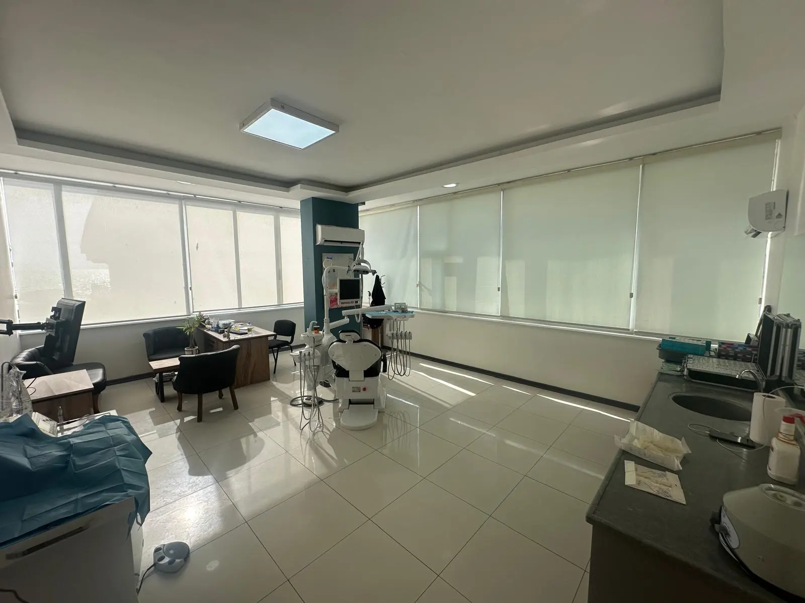 Von der Klinik bereitgestelltes Foto von Altınkum Dental