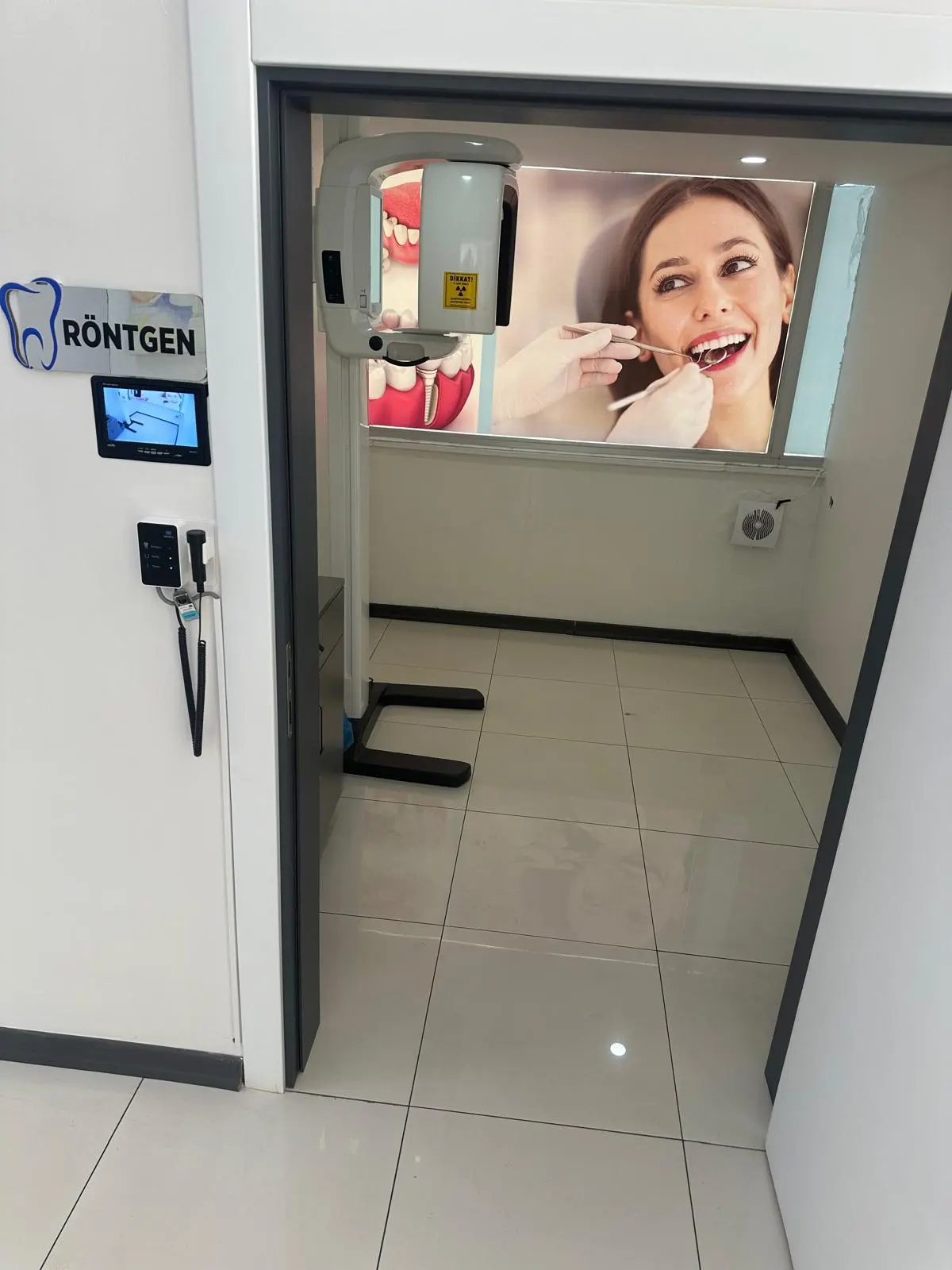 Von der Klinik bereitgestelltes Foto von Altınkum Dental