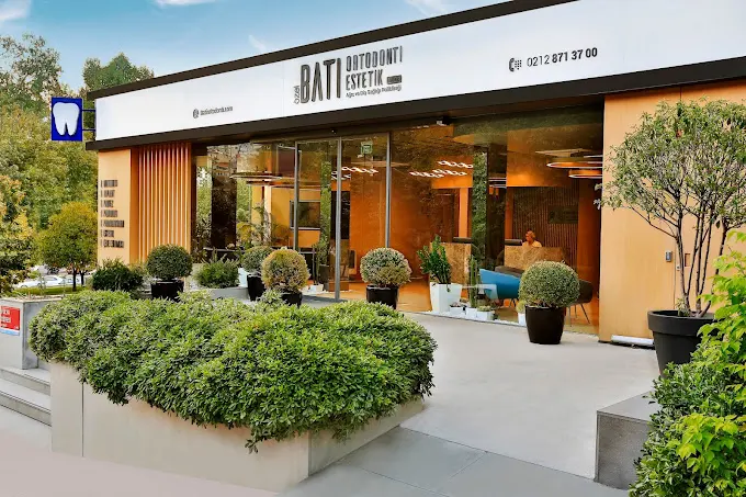 Clinic-provided photograph of Batı Ortodonti Estetik Dental Clinic