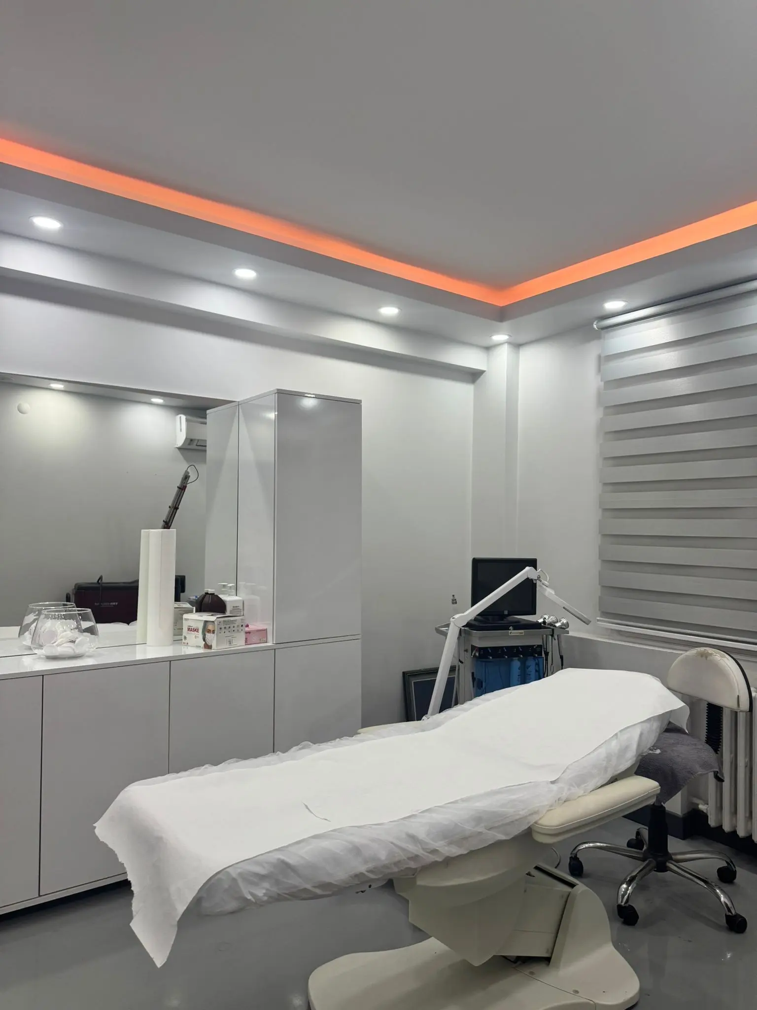 Clinic-provided photograph of Dr Biran Ekici