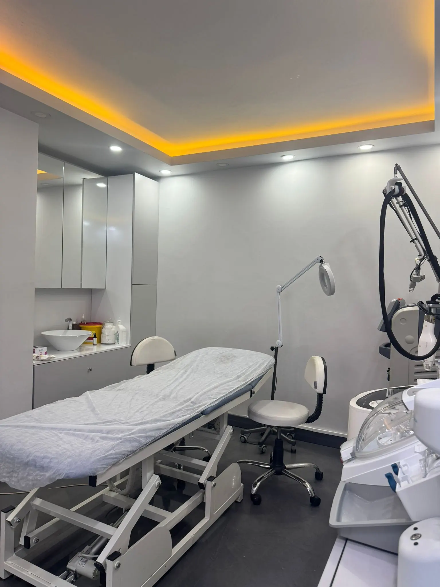 Clinic-provided photograph of Dr Biran Ekici