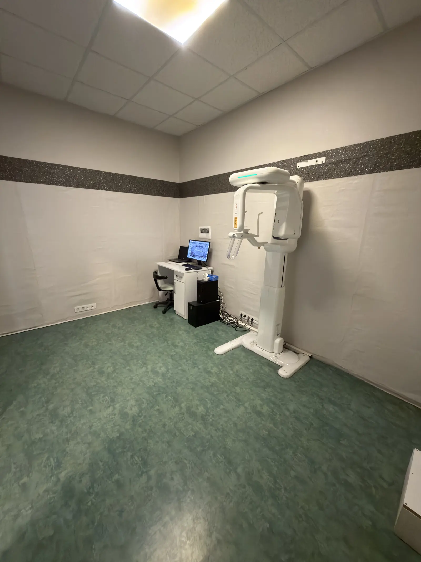 Clinic-provided photograph of Dentevim Küçükyalı Dental Clinic