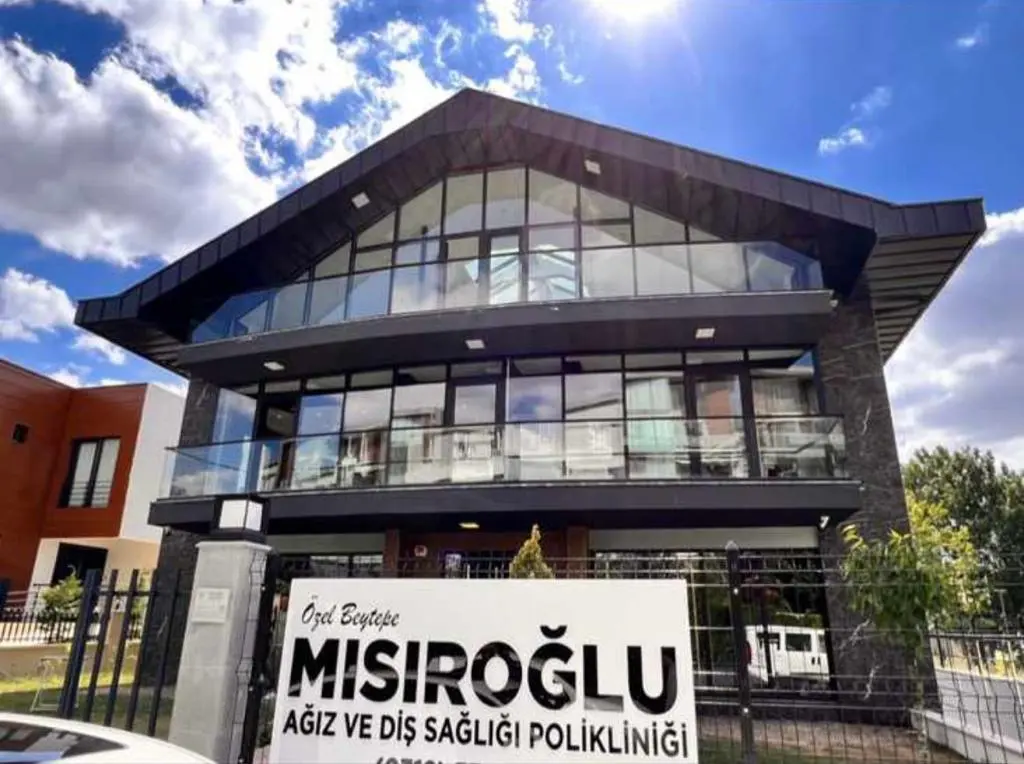 Von der Klinik bereitgestelltes Foto von Beytepe Mısıroğlu Zahnklinik