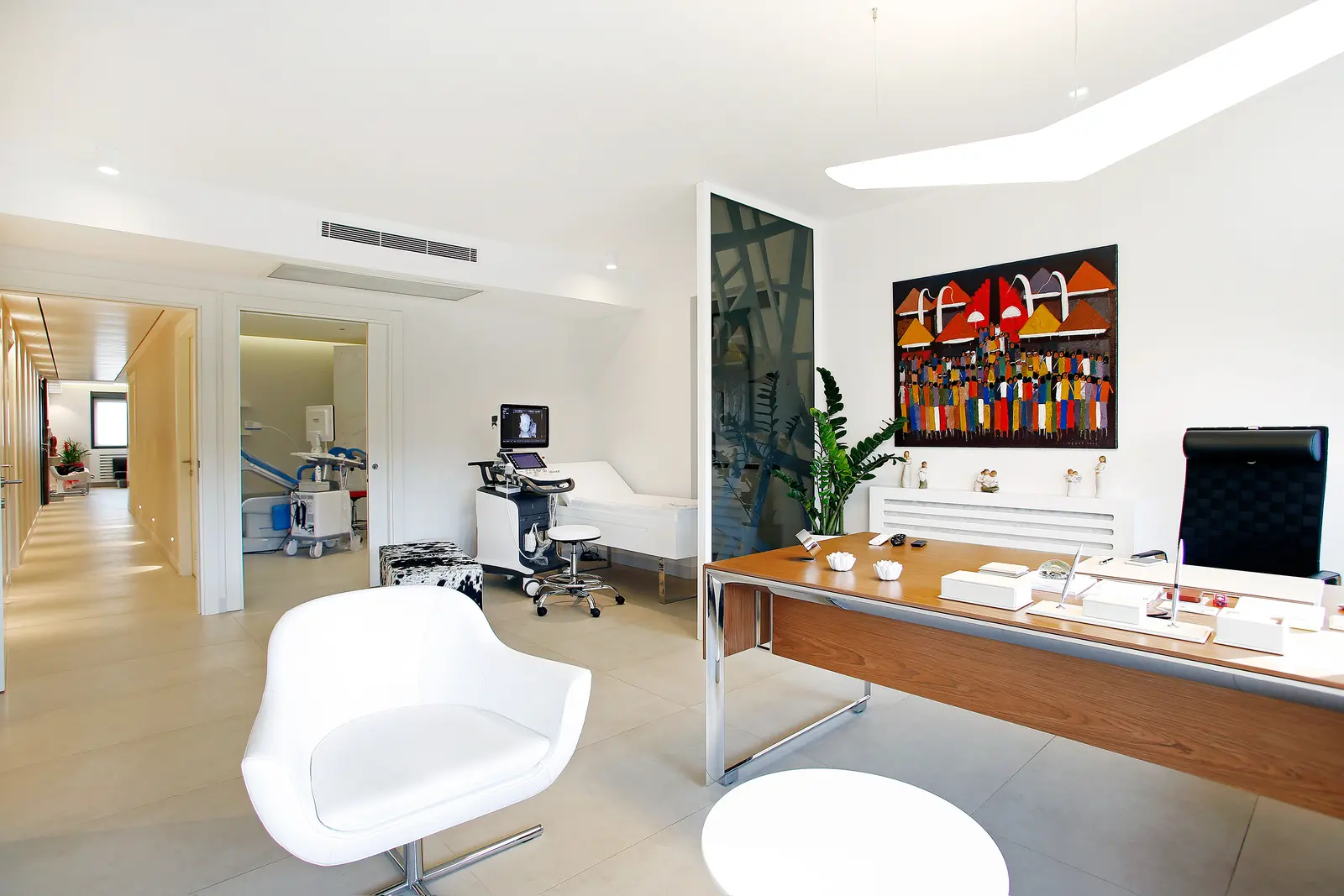 Clinic-provided photograph of Dr Aral Özbal