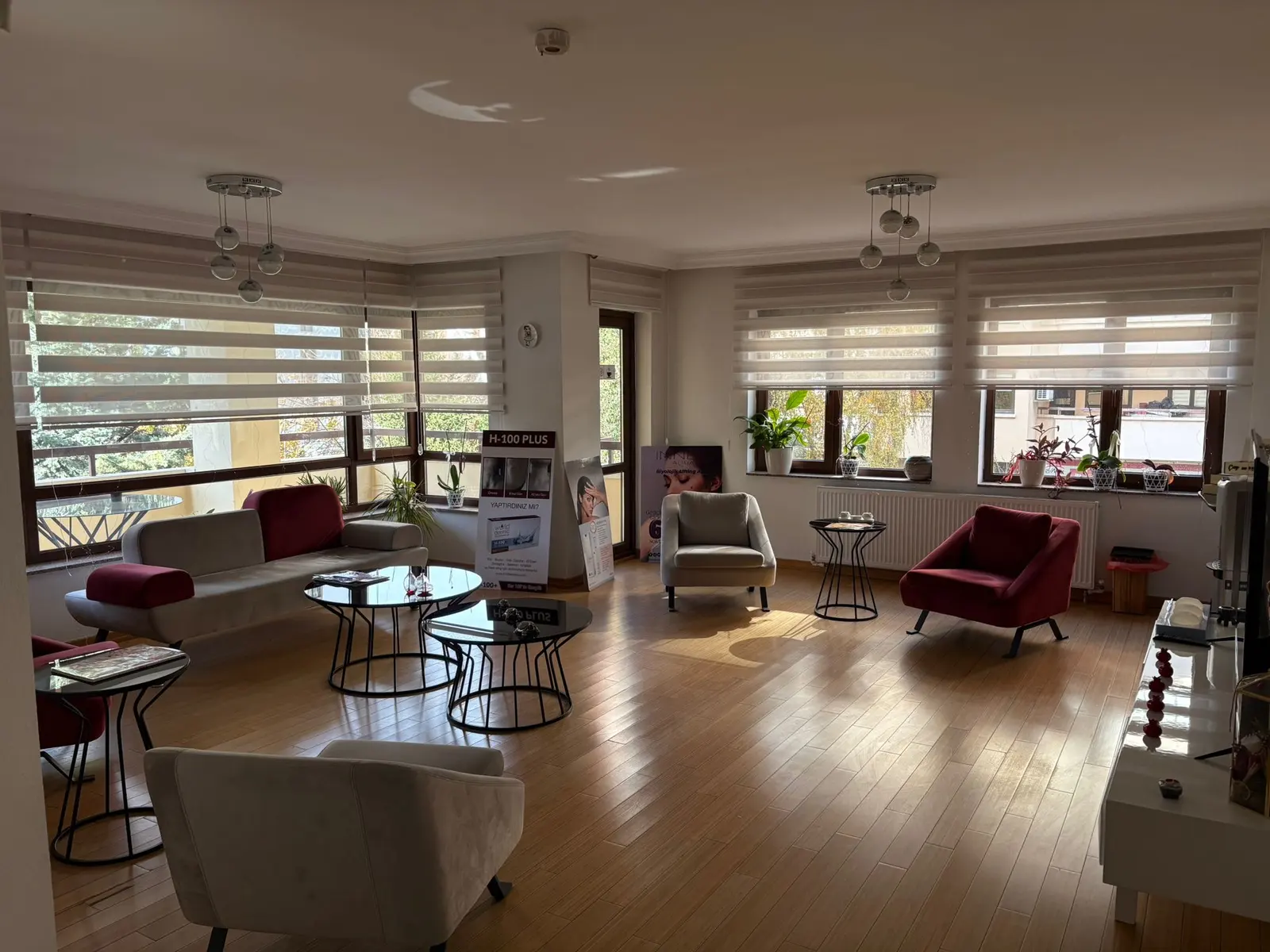 Clinic-provided photograph of Dr Ayşe Nermin Yüksel Barutçu