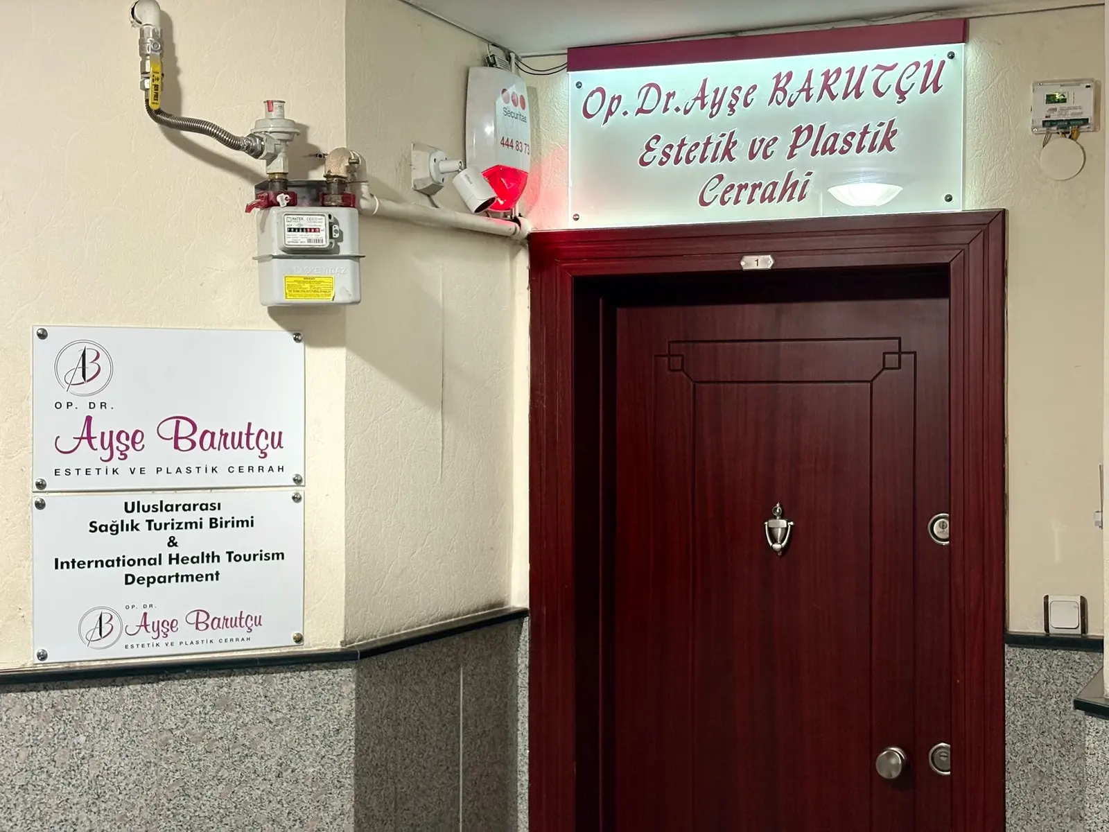 Clinic-provided photograph of Dr Ayşe Nermin Yüksel Barutçu