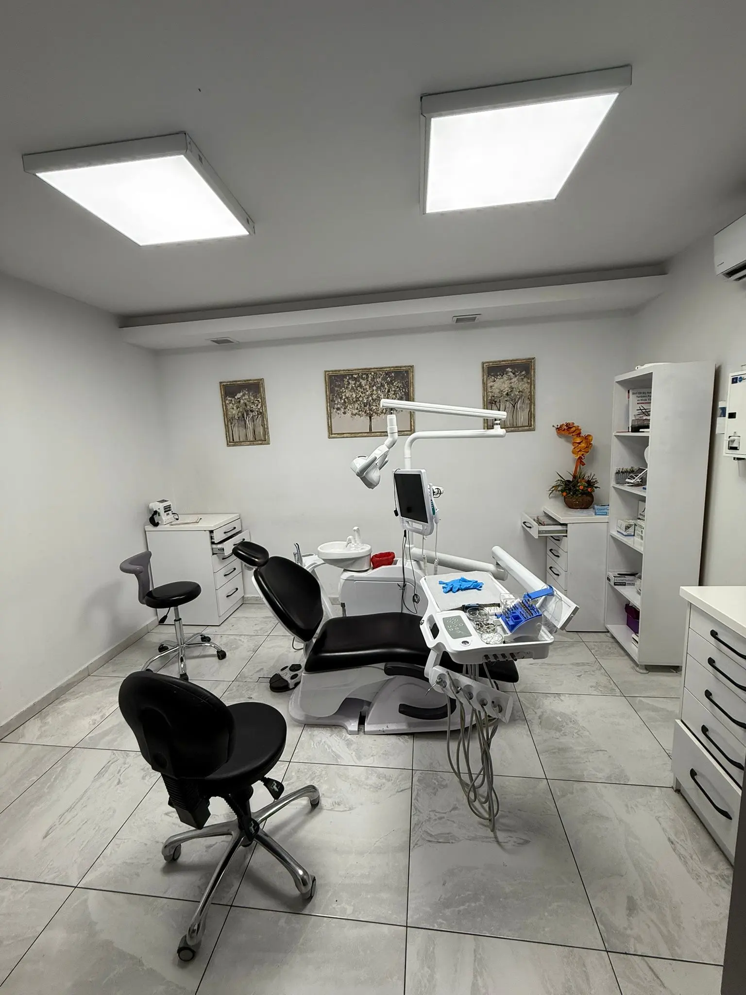 Clinic-provided photograph of Binevler Dental Clinic