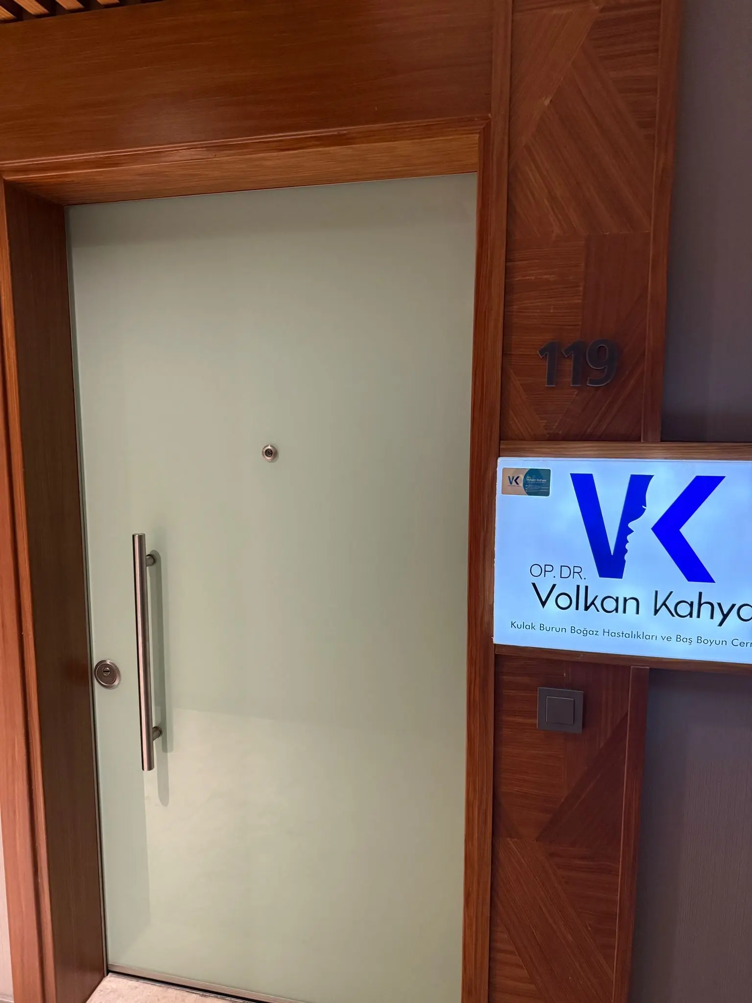 Clinic-provided photograph of Dr Volkan Kahya