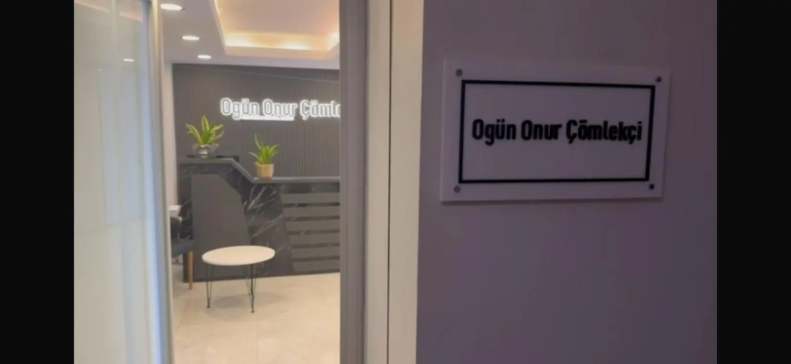 Clinic-provided photograph of Dr Ogün Onur Çömlekçi