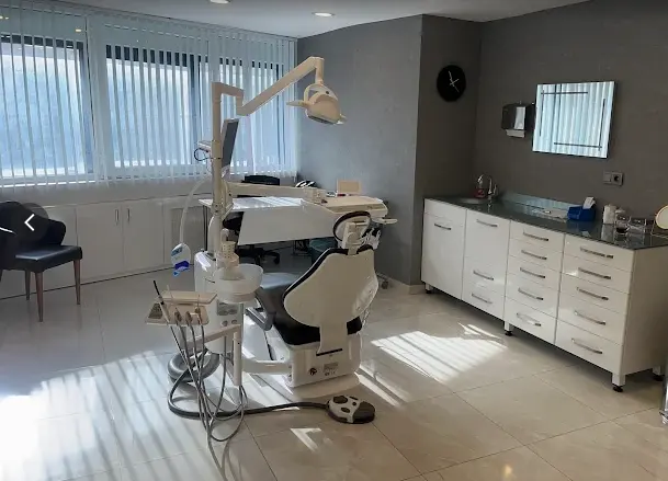 Clinic-provided photograph of Dr Ogün Onur Çömlekçi