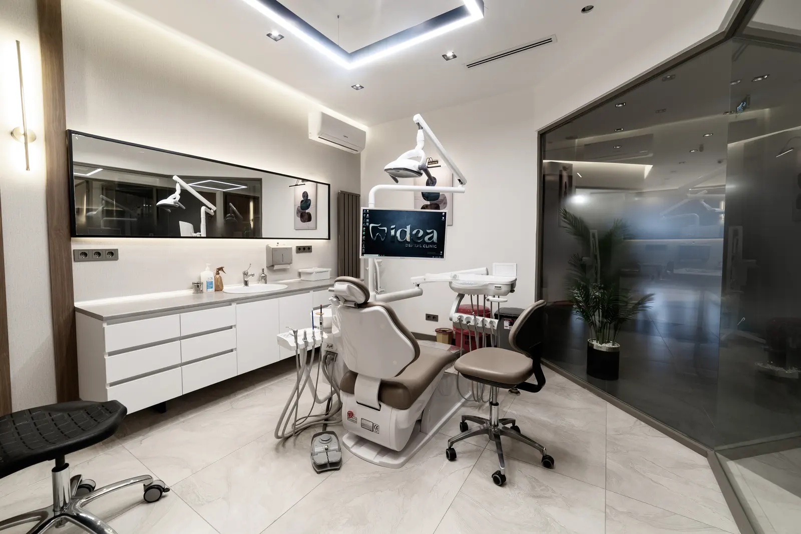 Clinic-provided photograph of Idea Dental Clinic