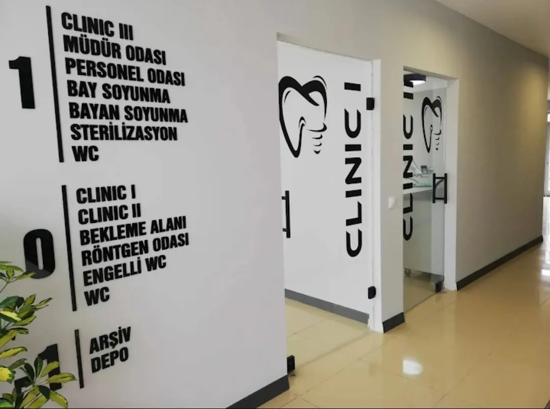 Von der Klinik bereitgestelltes Foto von Tunç Dent