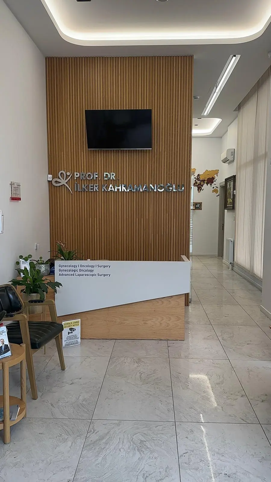 Clinic-provided photograph of Assoc. Prof. Dr İlker Kahramanoğlu