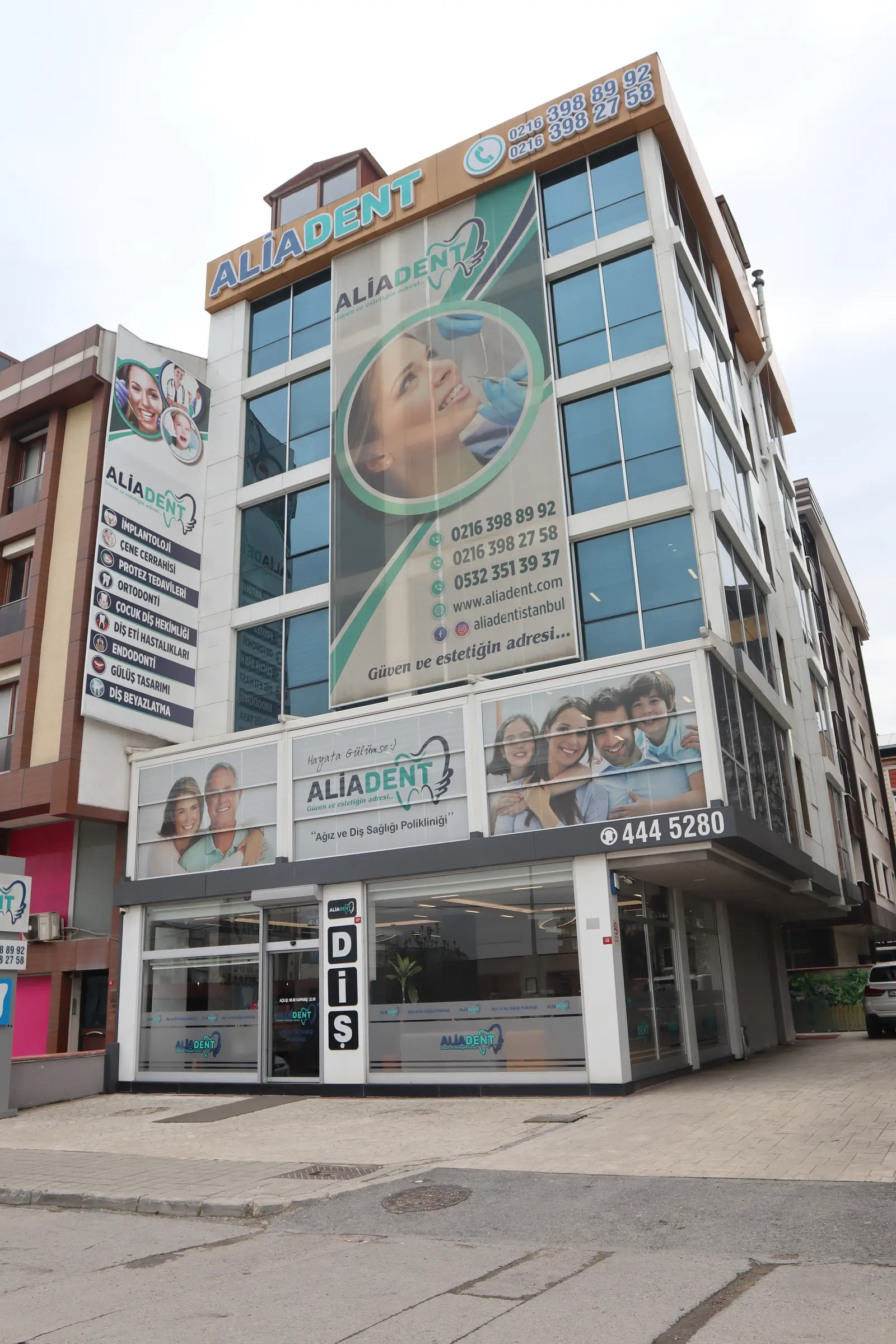 Clinic-provided photograph of Aliadent Dental Clinic