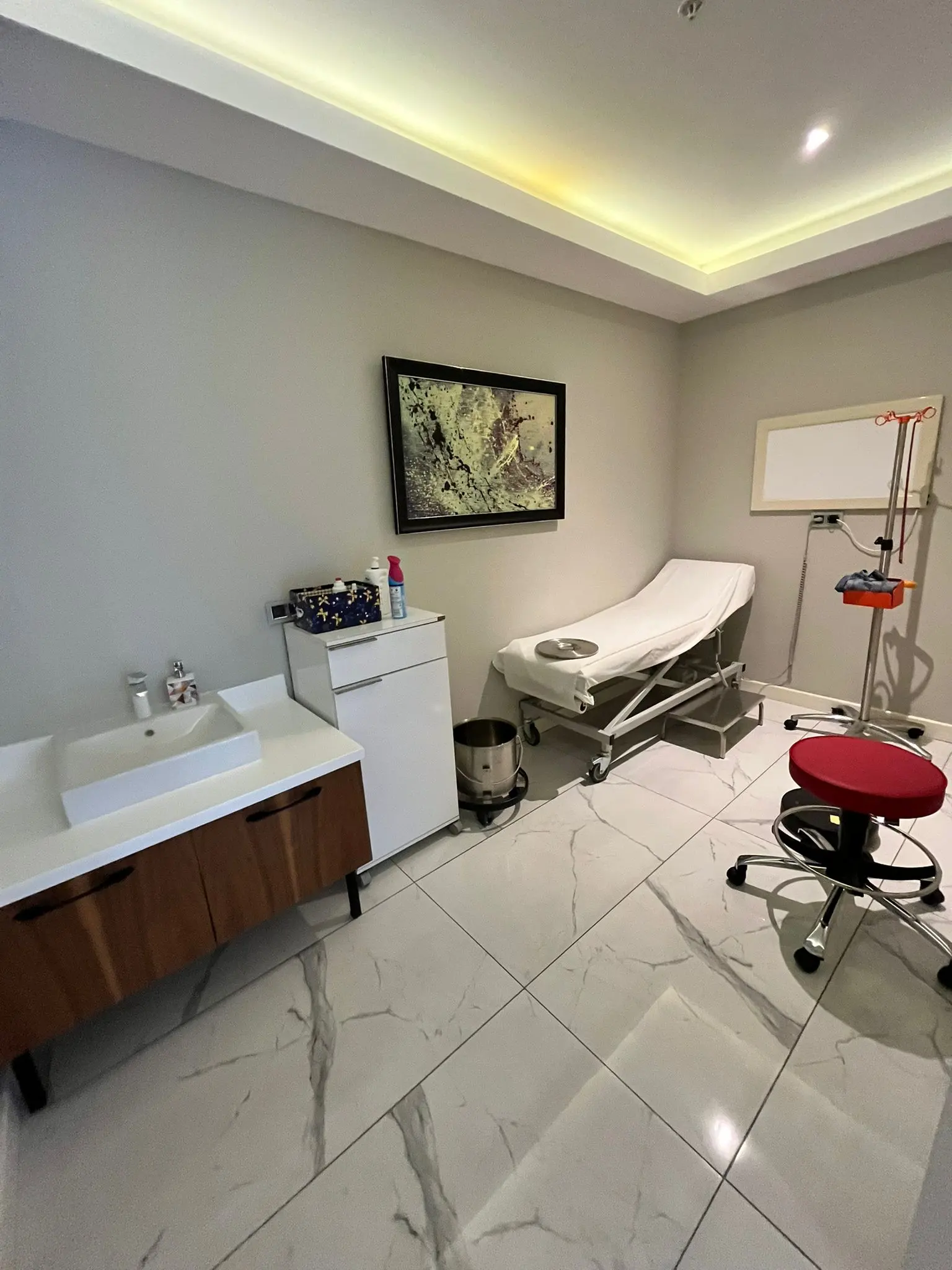 Clinic-provided photograph of Prof. Dr Murat Bozkurt