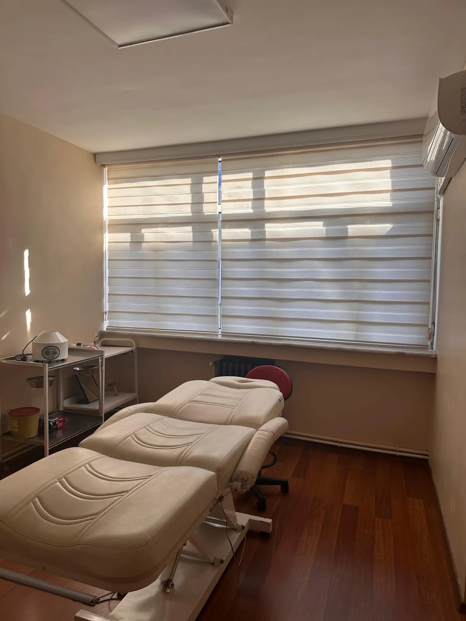 Clinic-provided photograph of Dr Umut Topal