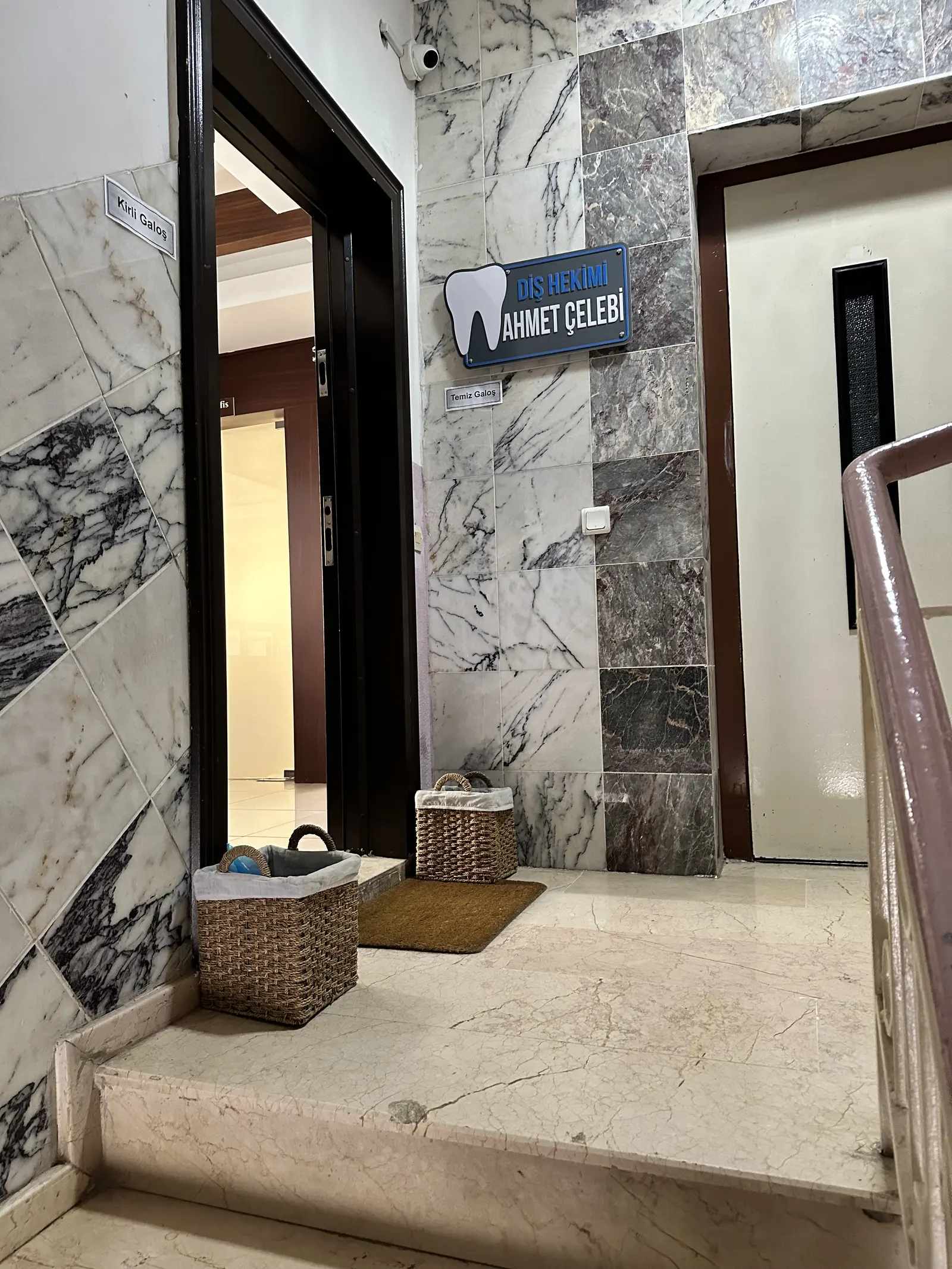 Von der Klinik bereitgestelltes Foto von Dr. Ahmet Çelebi