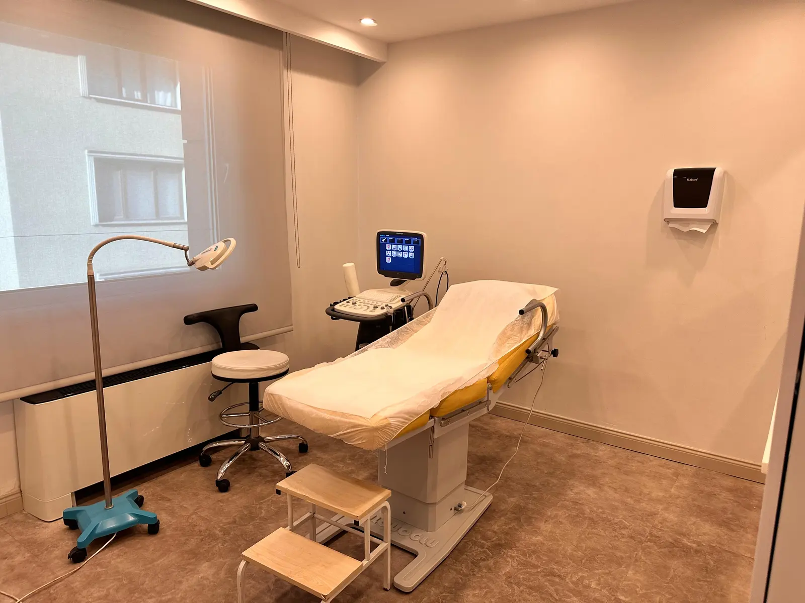 Clinic-provided photograph of Assoc. Prof. Dr Abdulkadir Tepeler
