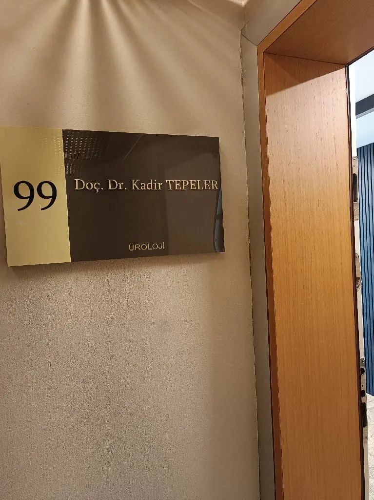 Clinic-provided photograph of Assoc. Prof. Dr Abdulkadir Tepeler
