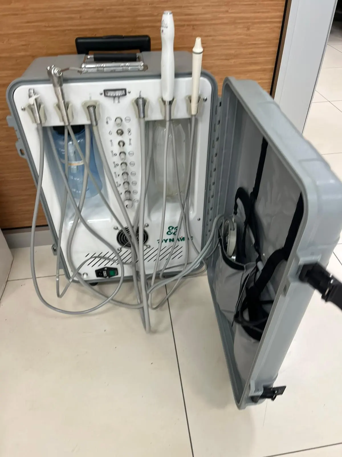 Clinic-provided photograph of Istanbul Beykent University Dental Hospital