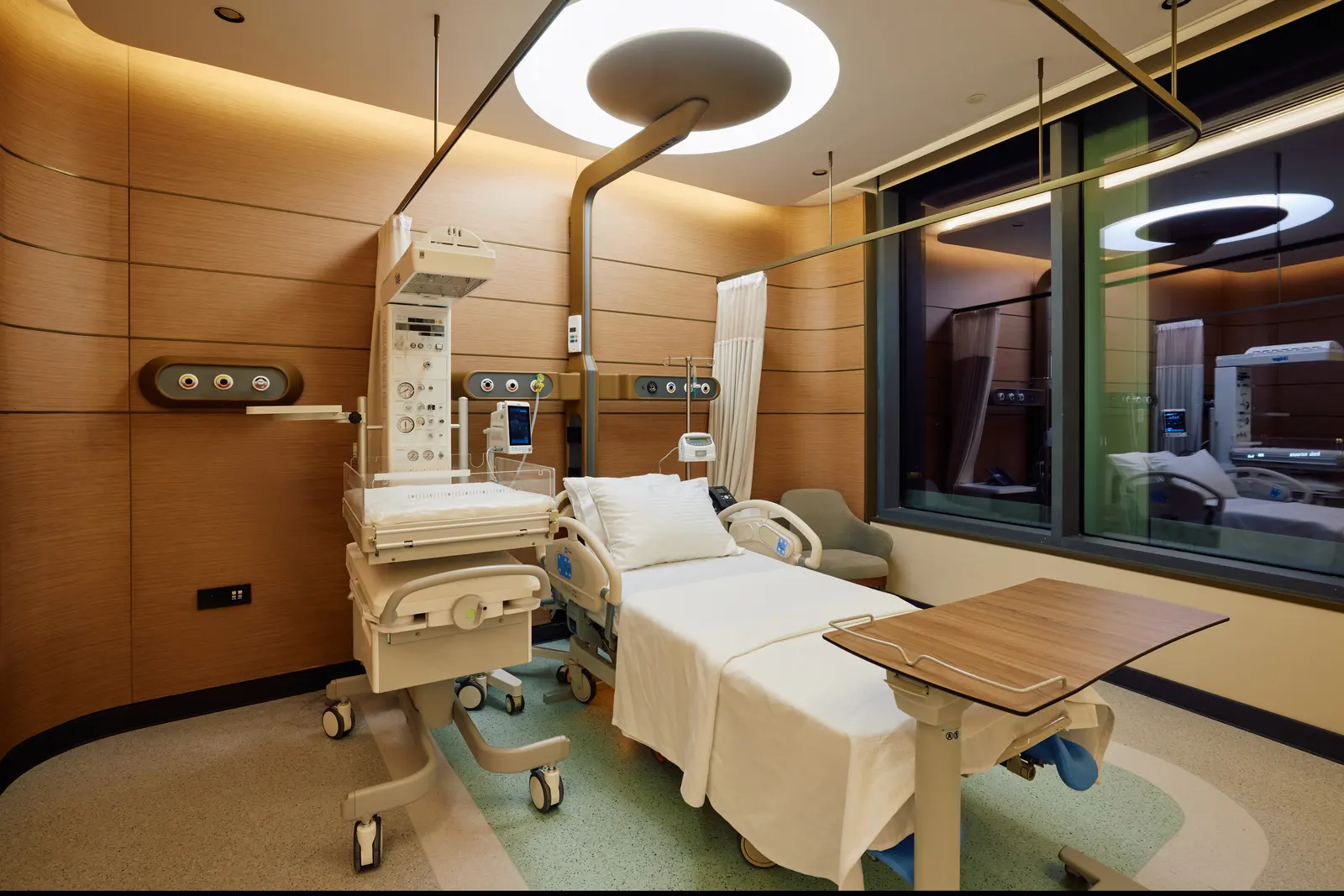 Clinic-provided photograph of Medipol Acıbadem Regional Hospital