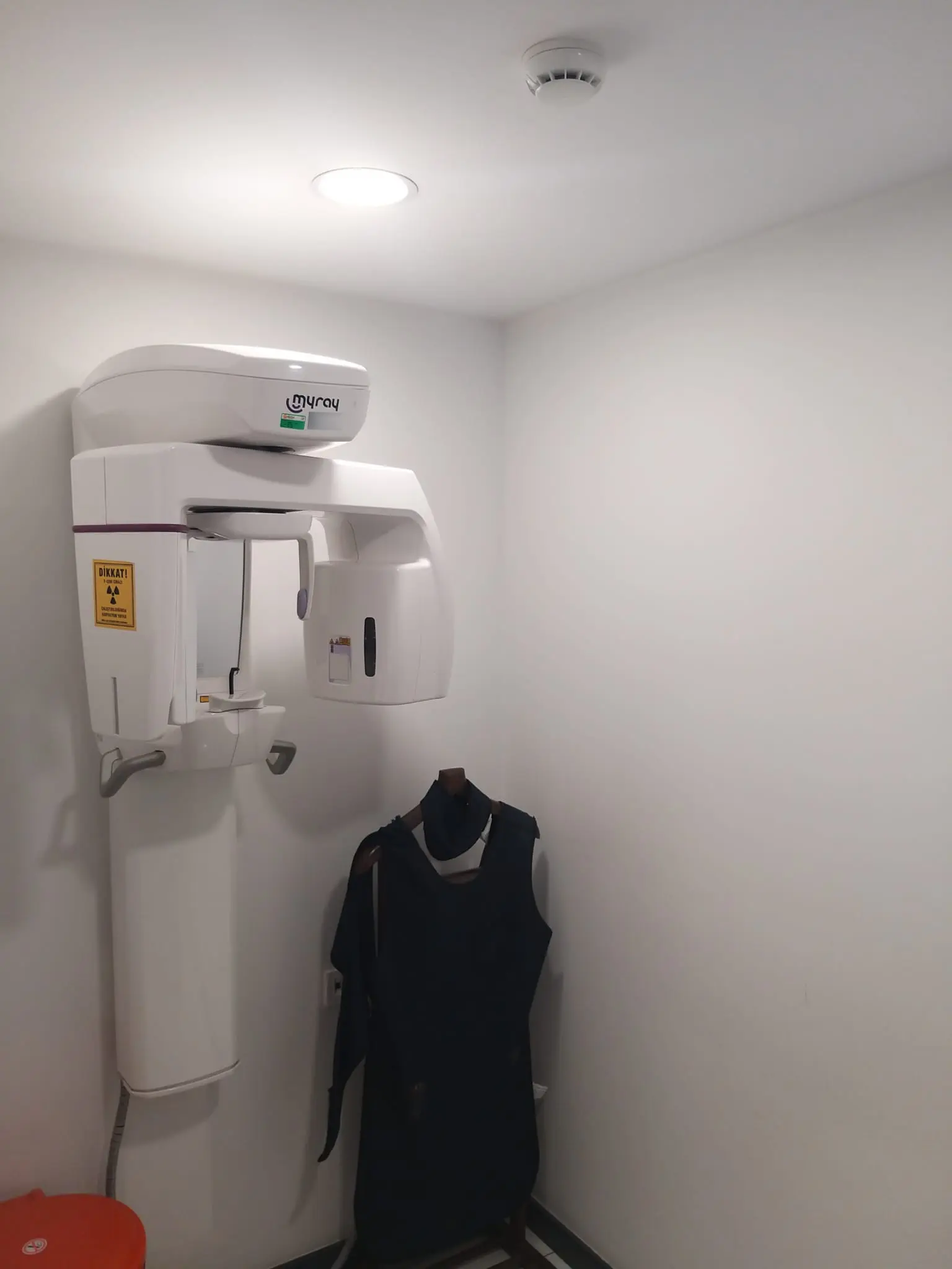 Clinic-provided photograph of Denthekim Dental Clinic