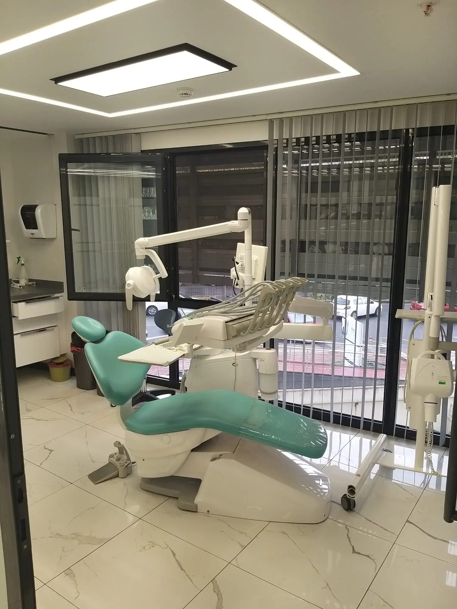 Clinic-provided photograph of Denthekim Dental Clinic
