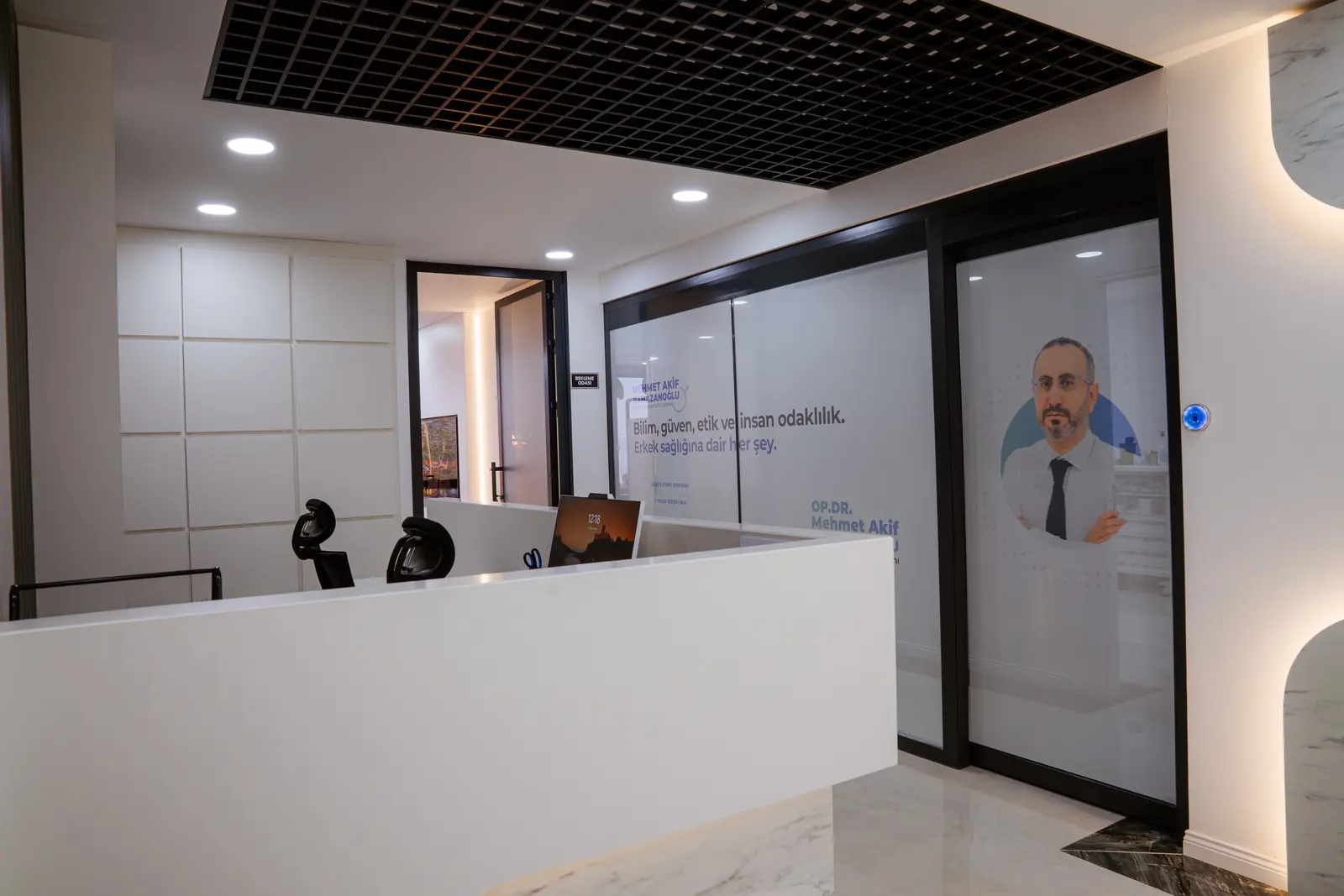 Clinic-provided photograph of Dr Mehmet Akif Ramazanoğlu
