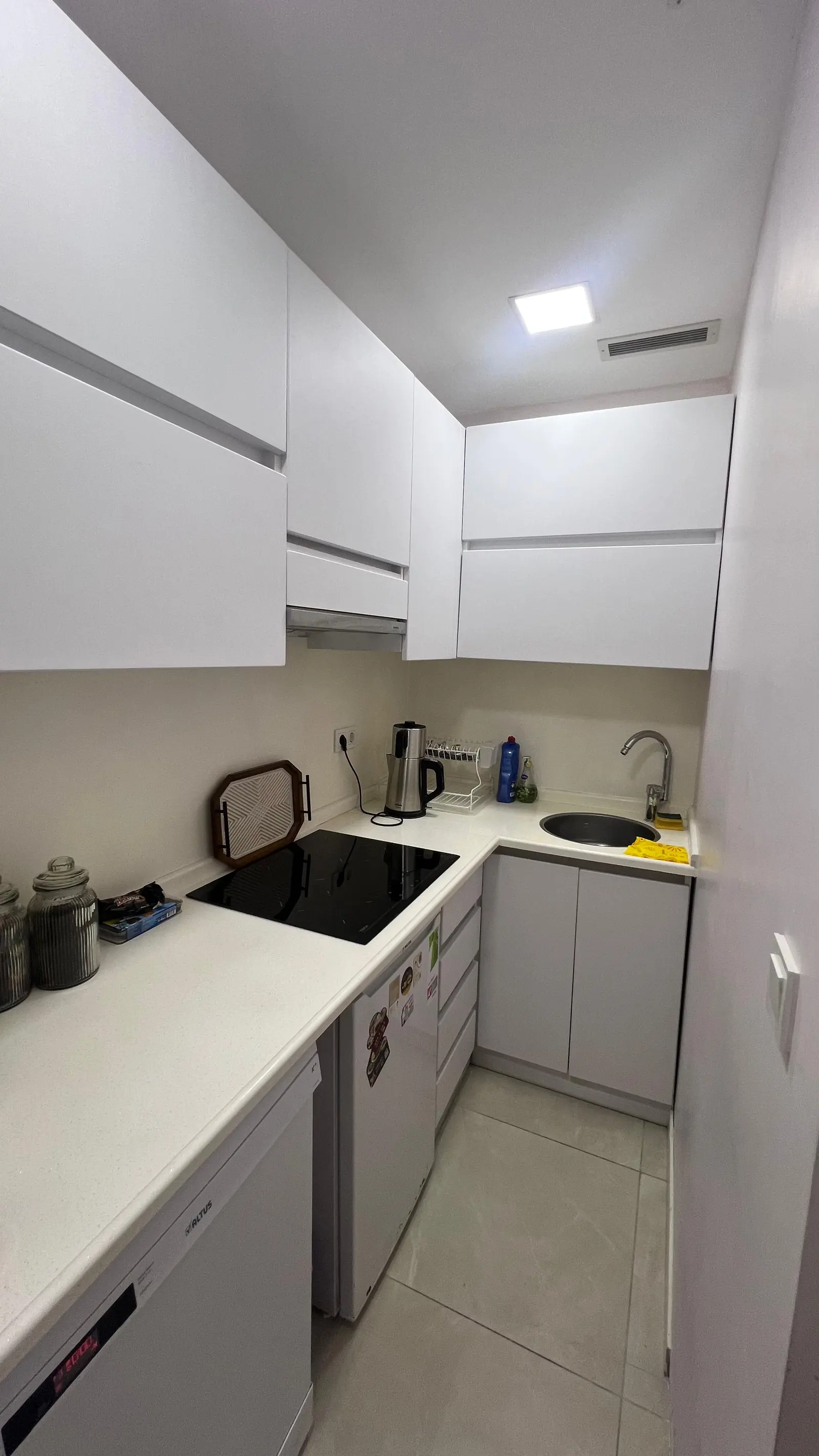 Clinic-provided photograph of Dr Selçuk Gözcü