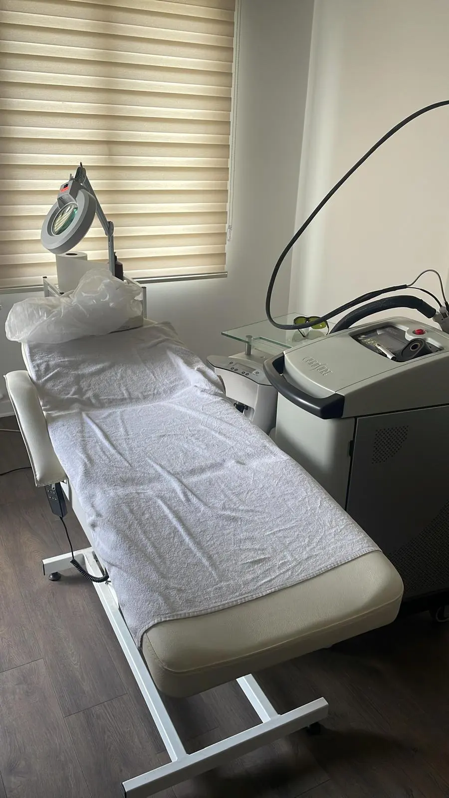 Von der Klinik bereitgestelltes Foto von Dr. Sezer Duru
