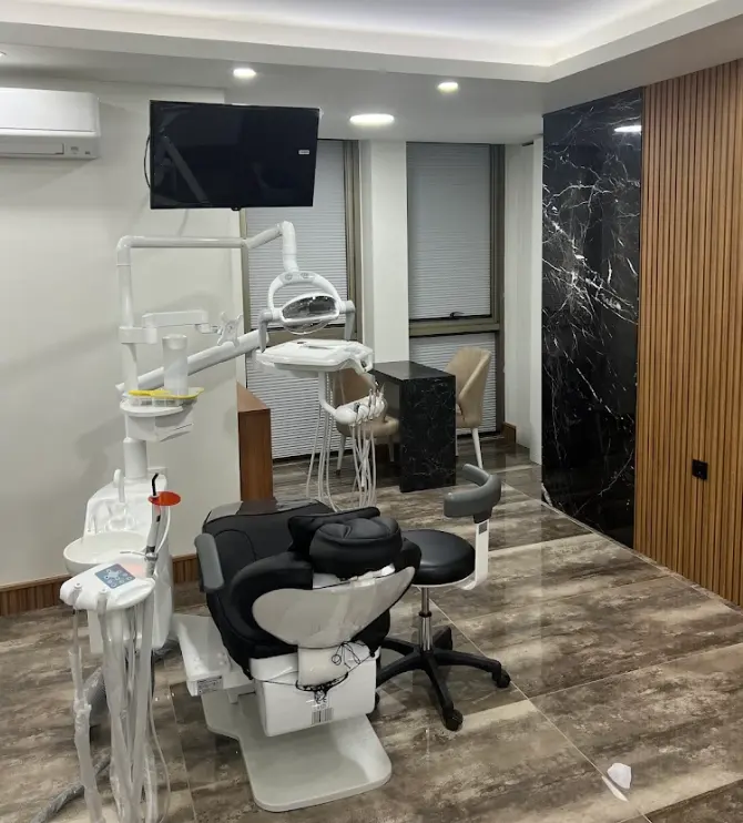 Clinic-provided photograph of Dent 232 Forum