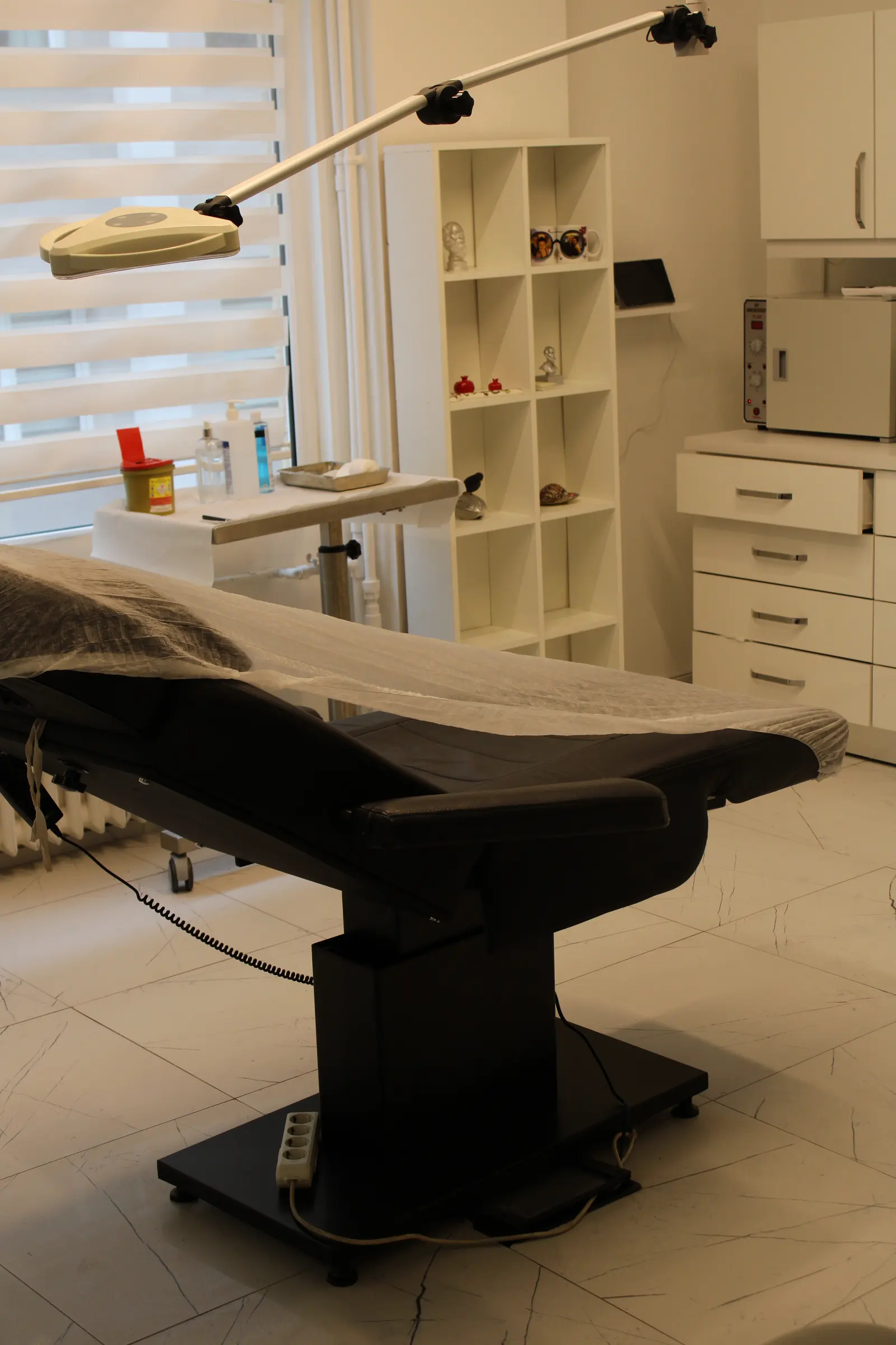 Clinic-provided photograph of Dr Ersun Çobanoğlu