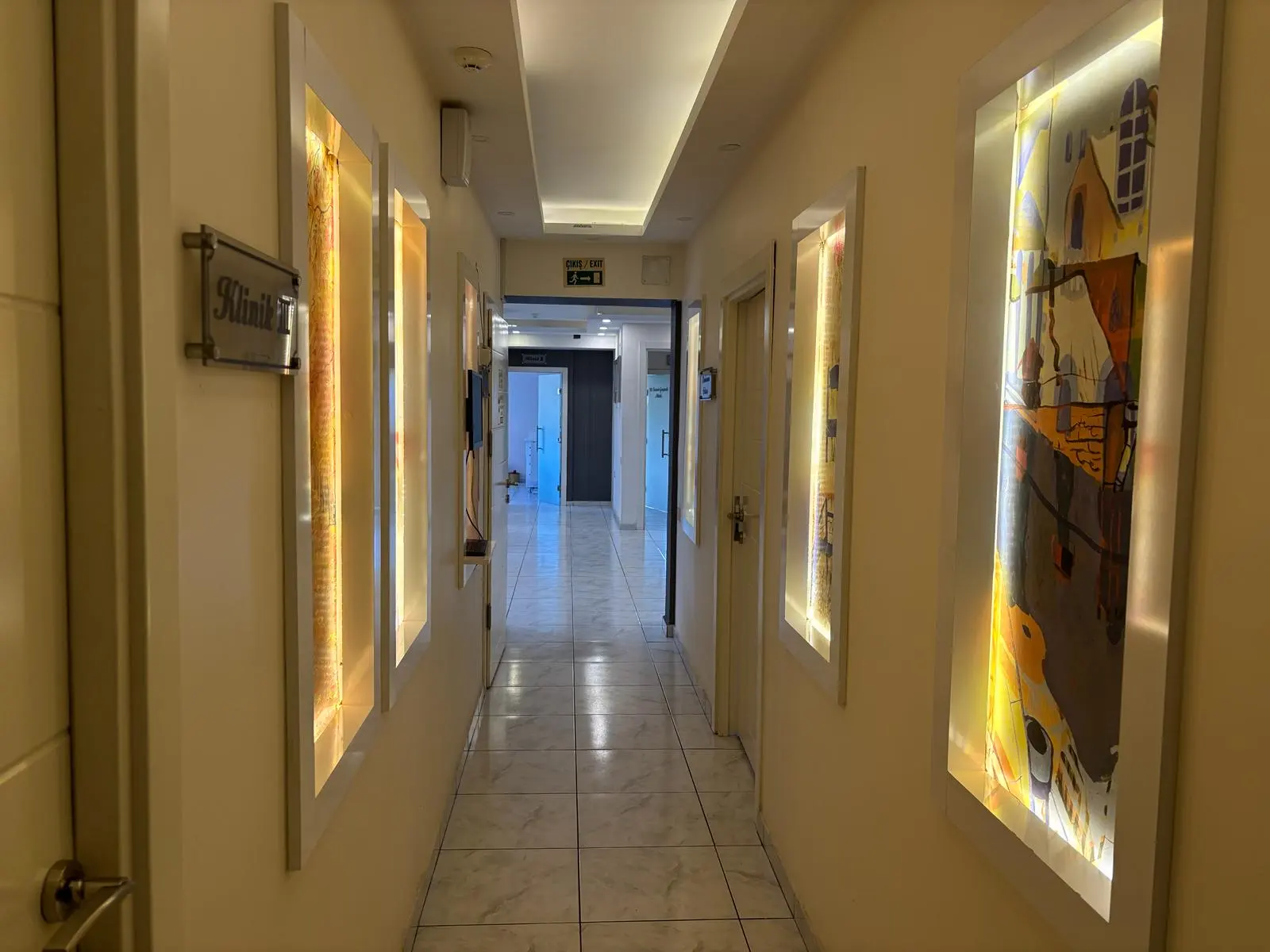 Clinic-provided photograph of Dr Yasemin Gençtarih Akbalık