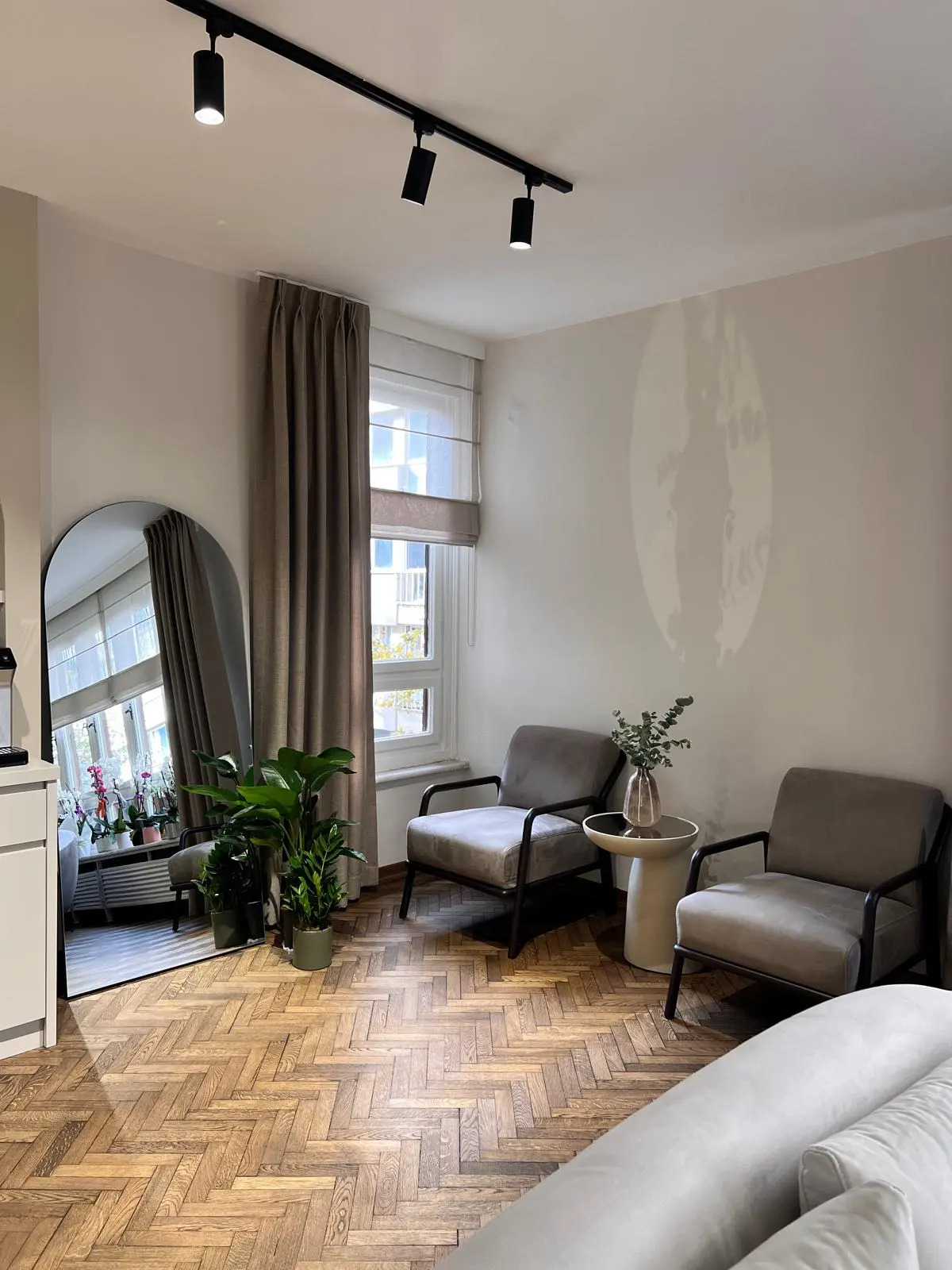 Clinic-provided photograph of Dr Elif Genç
