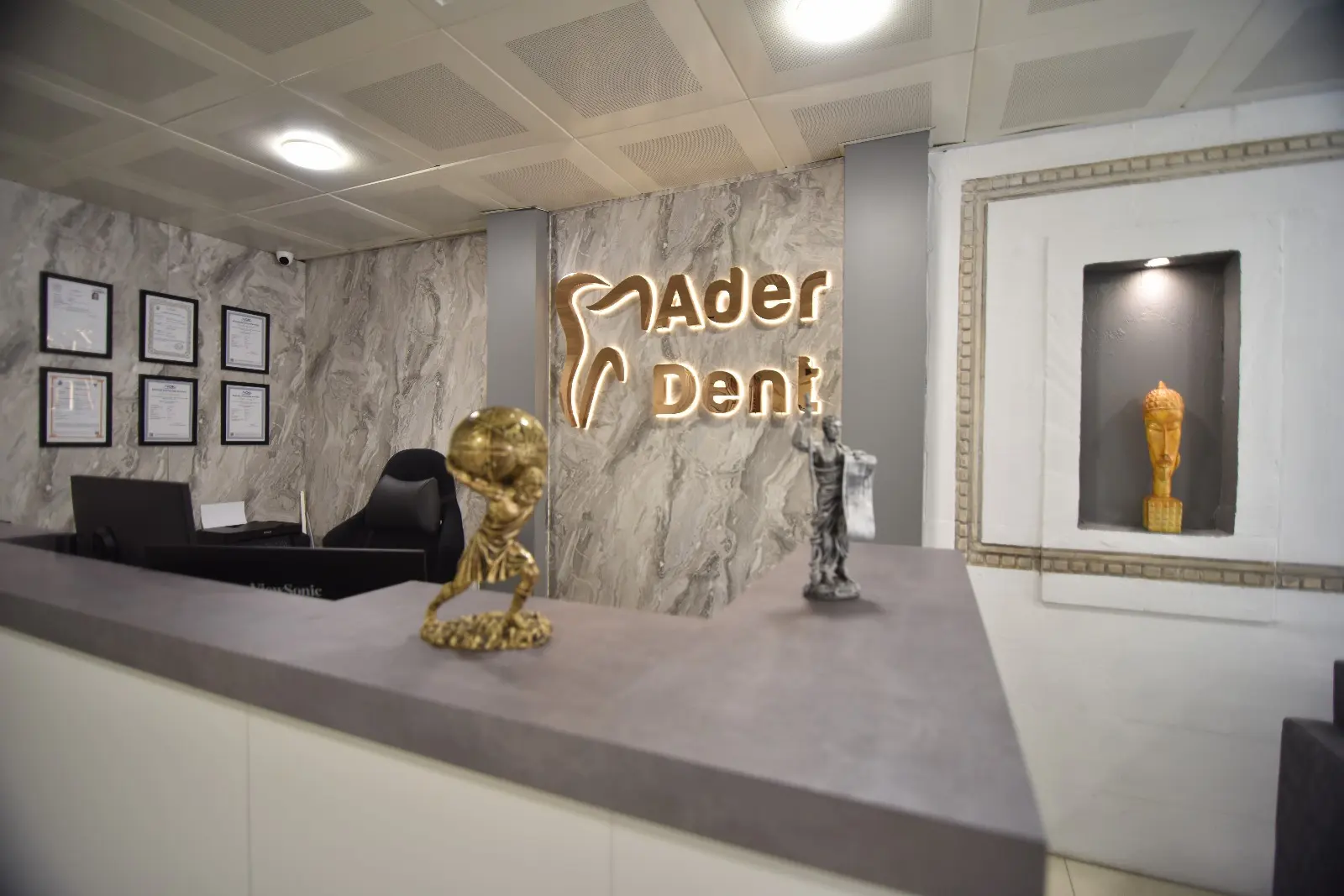 Clinic-provided photograph of Ader Dent