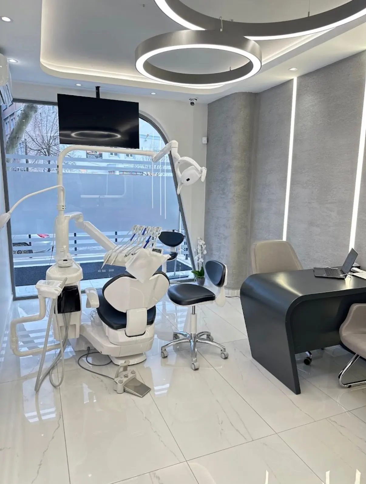 Von der Klinik bereitgestelltes Foto von Ber Zahnklinik