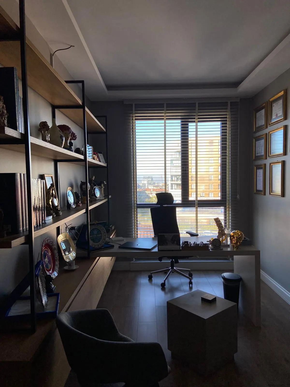 Clinic-provided photograph of Assoc. Prof. Dr Adnan Yalçın Demirci
