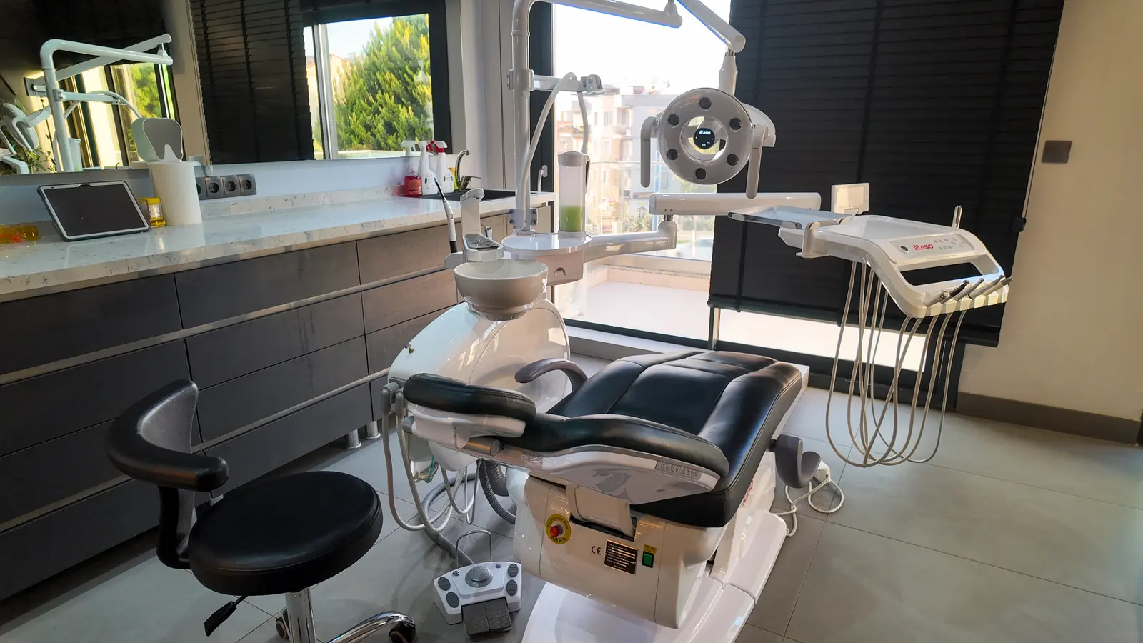 Clinic-provided photograph of Dr Deniz Karaalioğlu