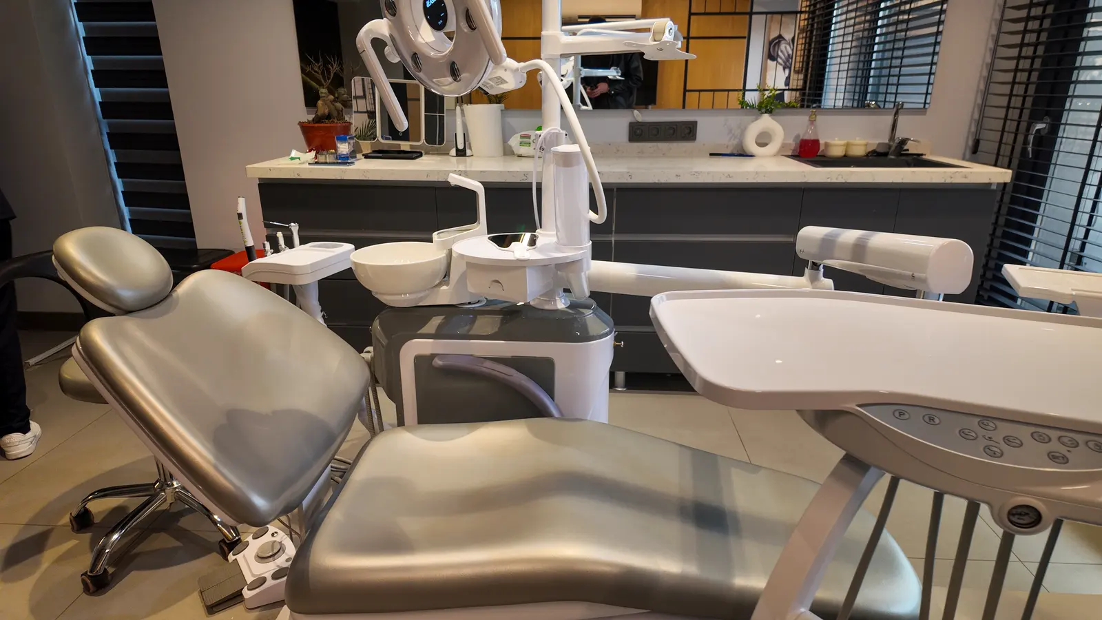 Clinic-provided photograph of Dr Deniz Karaalioğlu