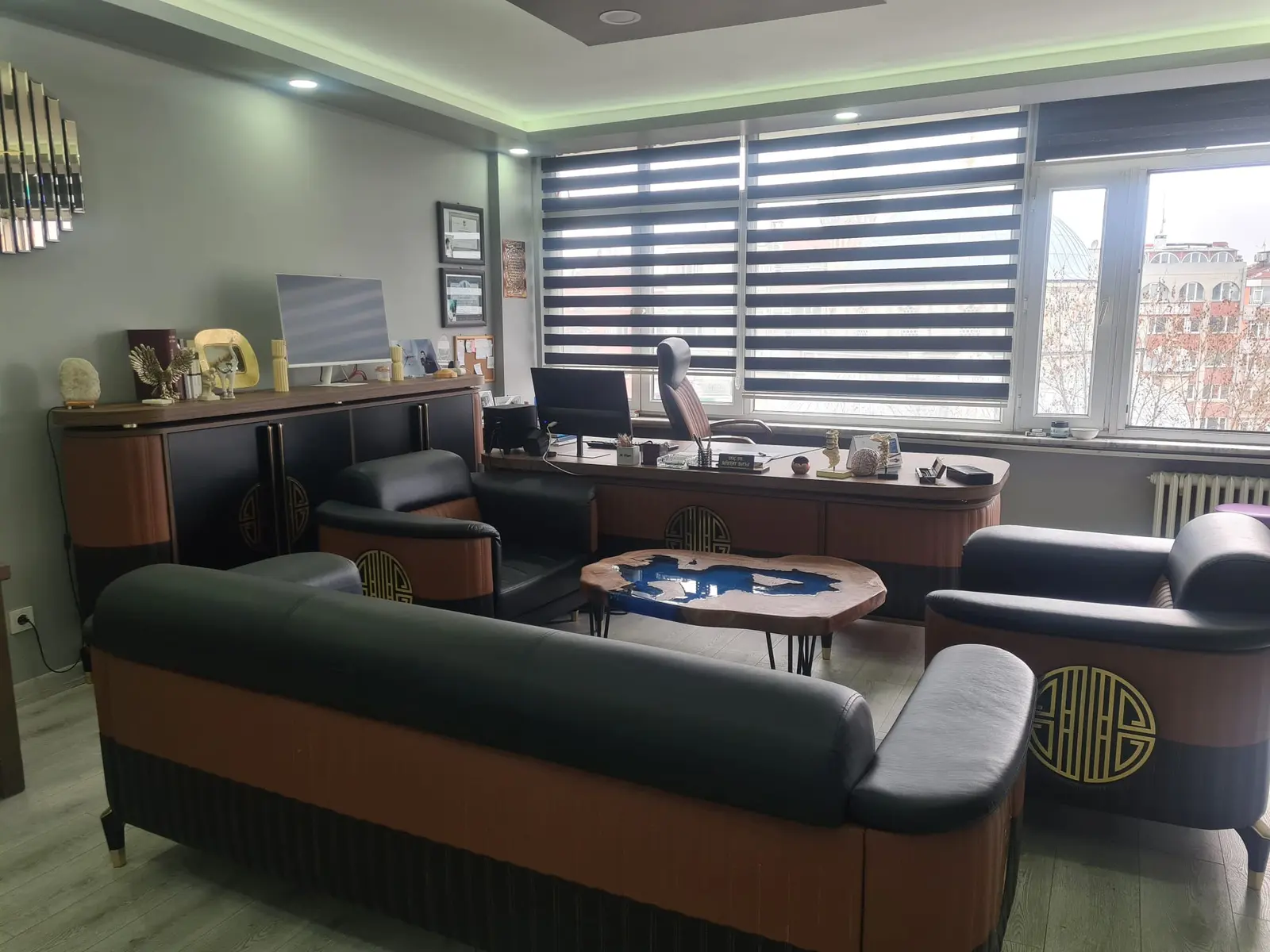 Clinic-provided photograph of Assoc. Prof. Dr Miktat Kaya