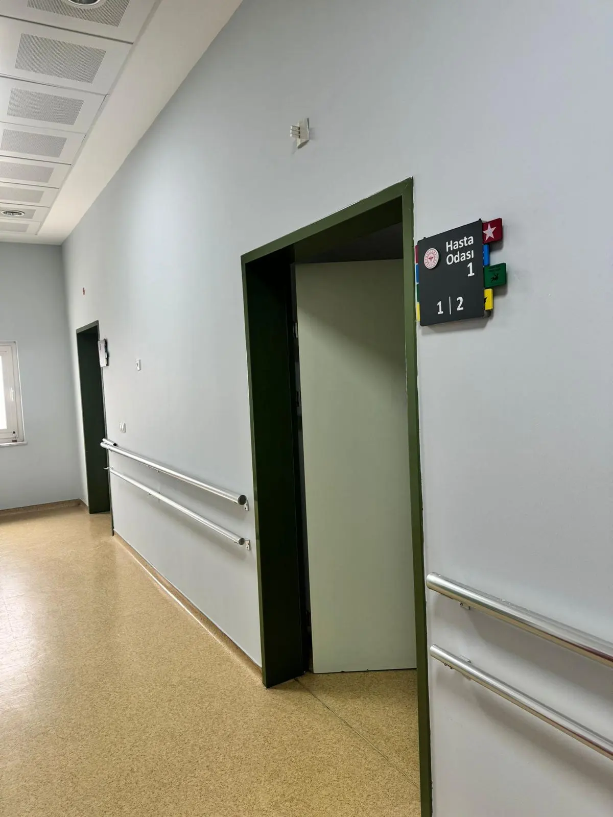 Von der Klinik bereitgestelltes Foto von Bolu İzzet Baysal Zahnklinik