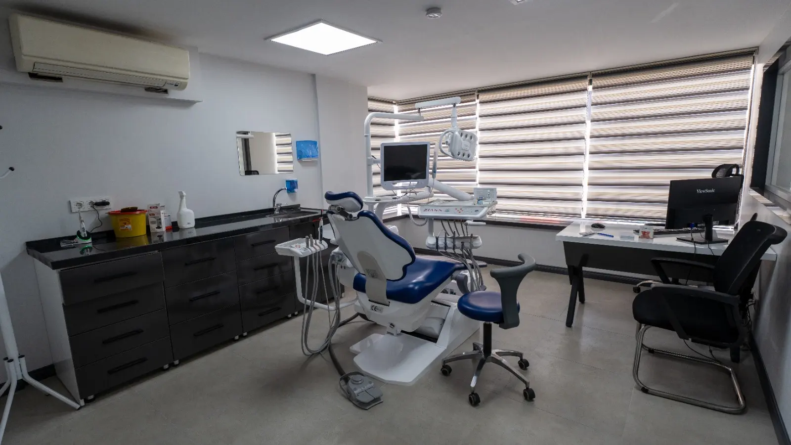 Clinic-provided photograph of Rosedent Dental Clinic